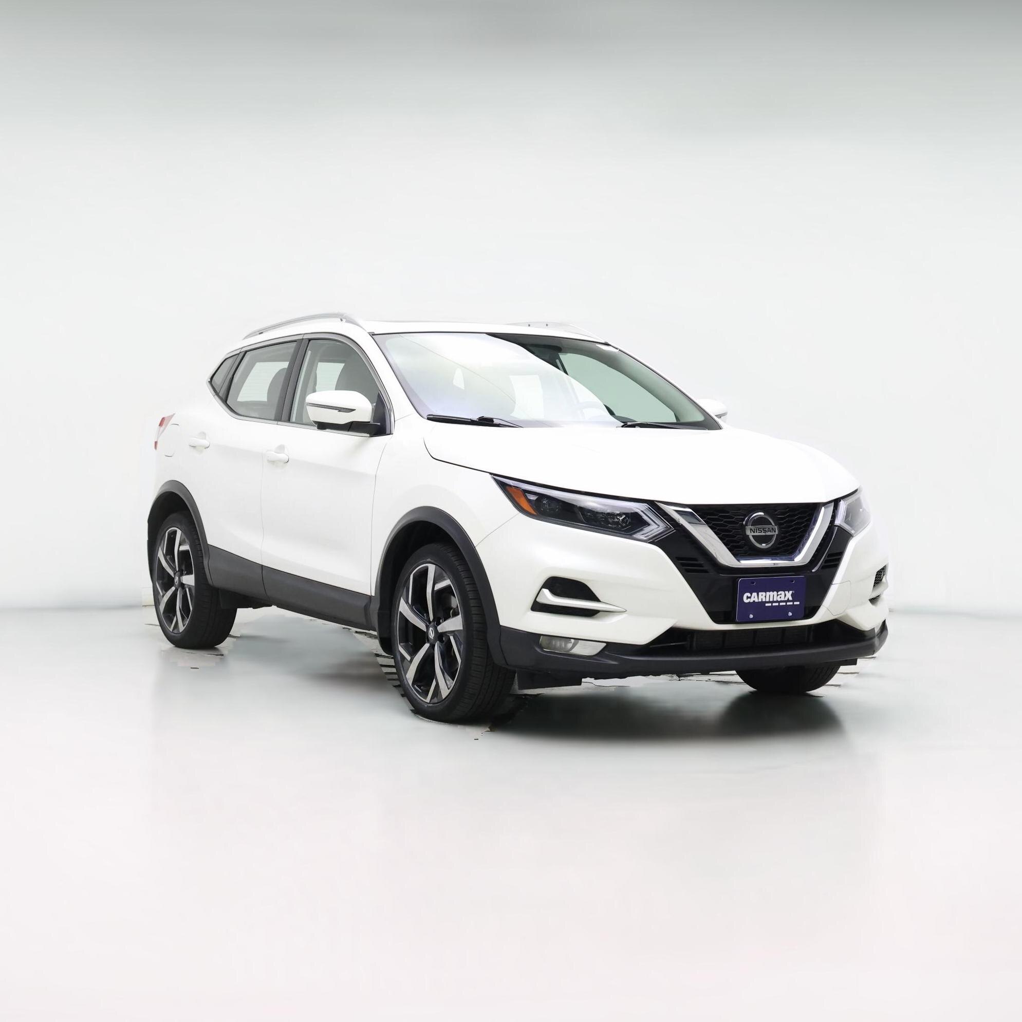 Thumbnail: 2021 Nissan Rogue Sport - 1