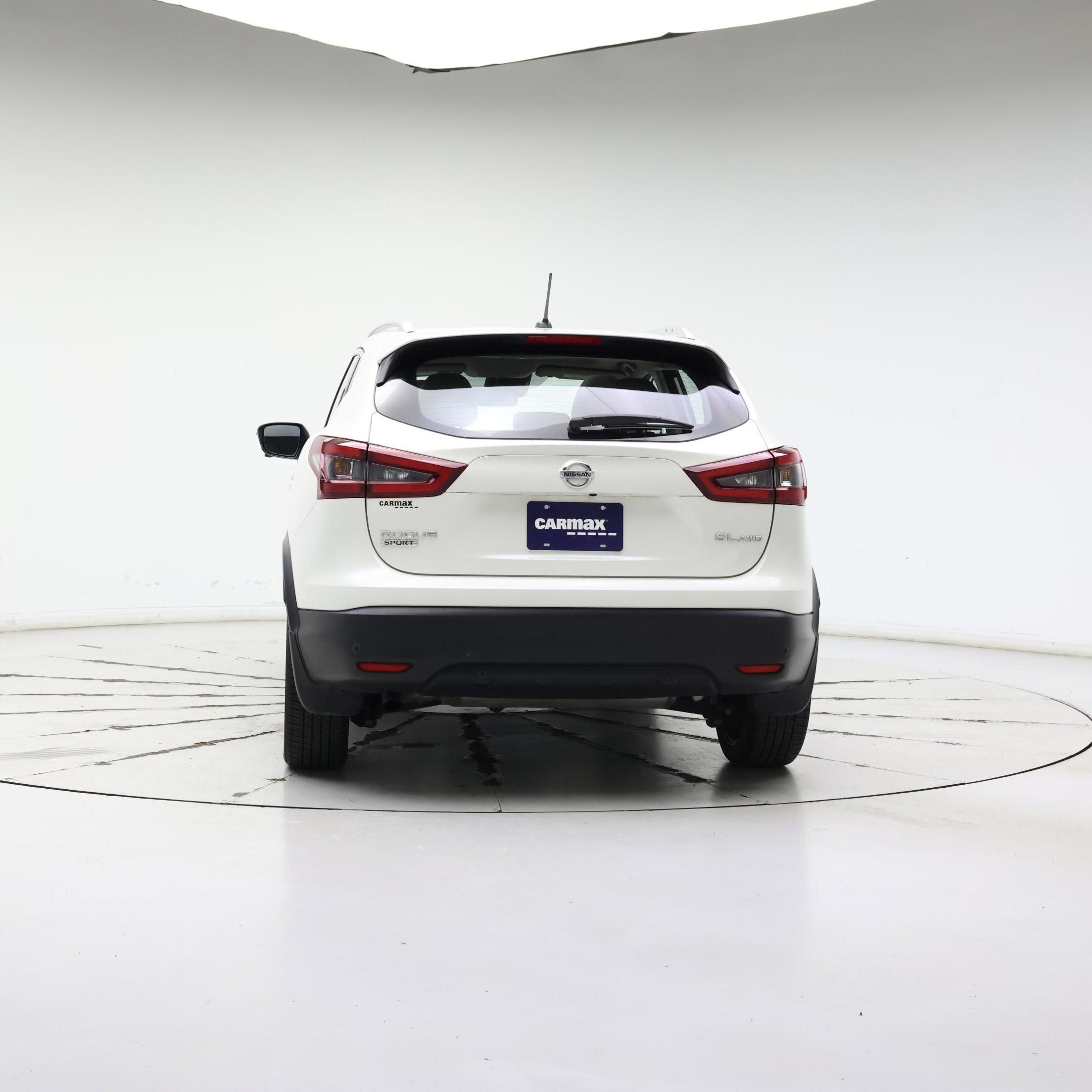 Thumbnail: 2021 Nissan Rogue Sport - 6