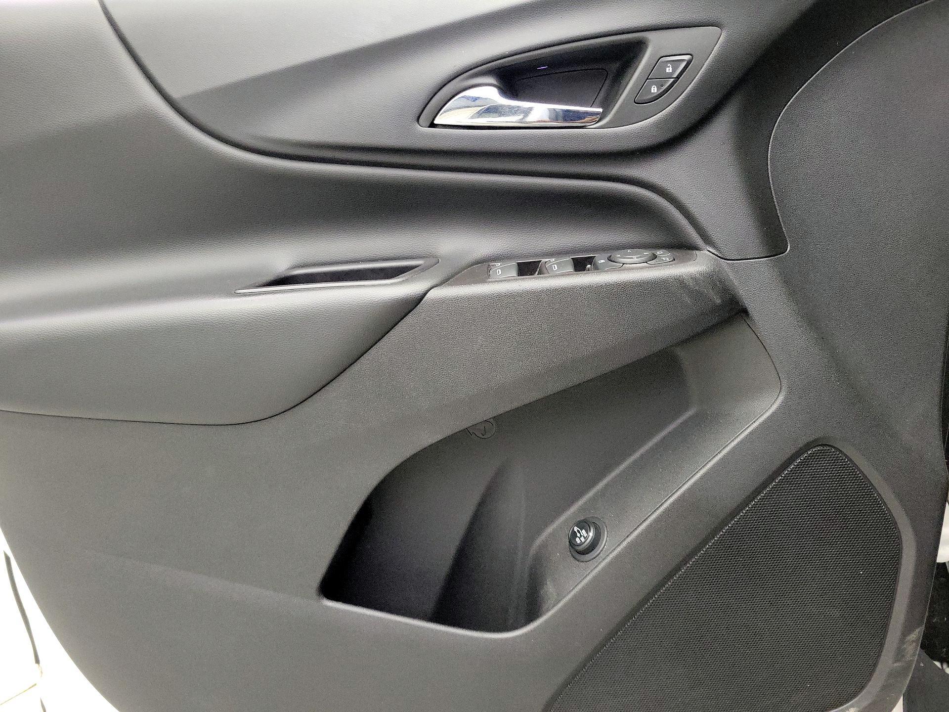Thumbnail: 2019 Chevrolet Equinox - 12