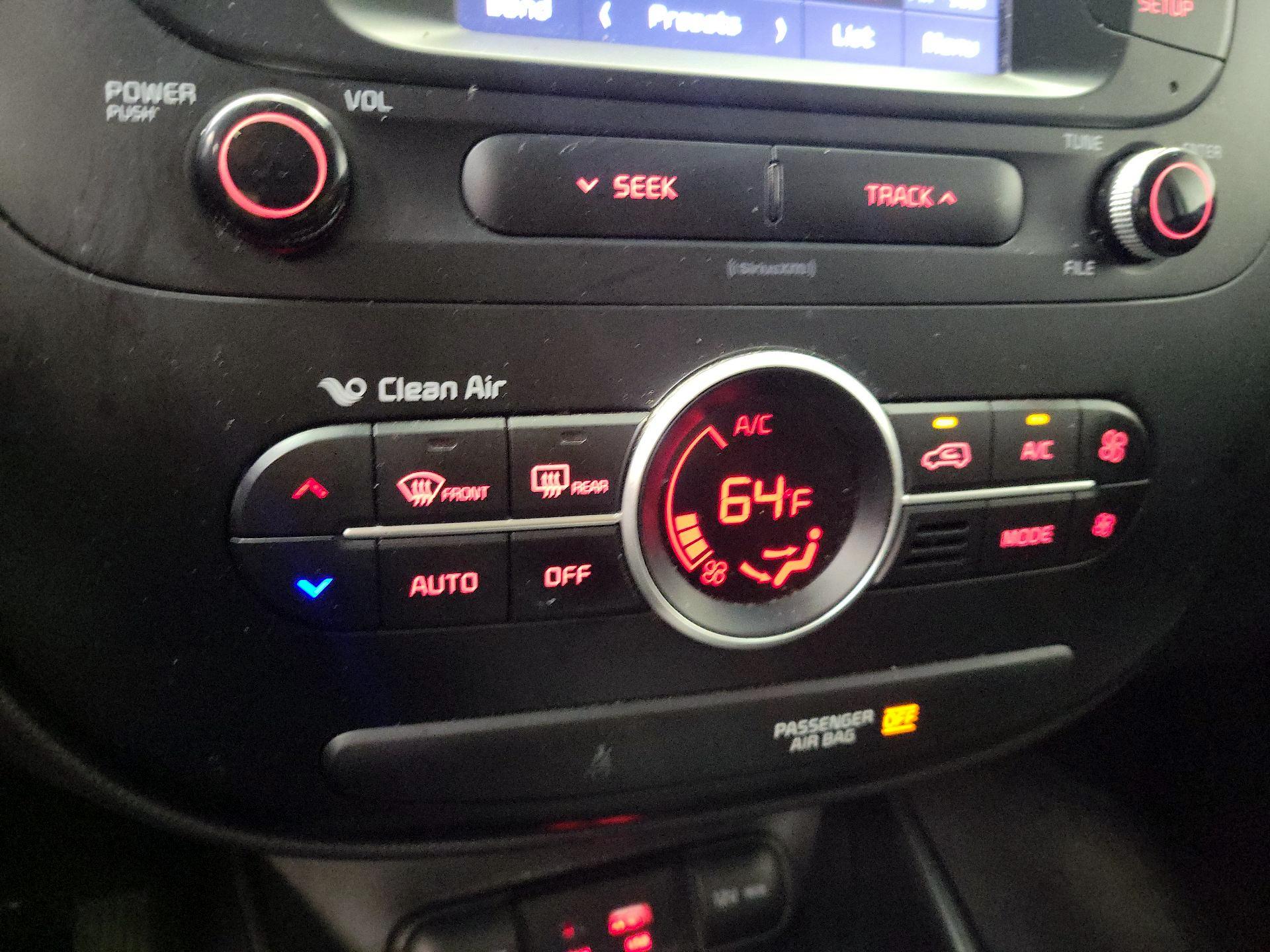 Thumbnail: 2017 Kia Soul - 16
