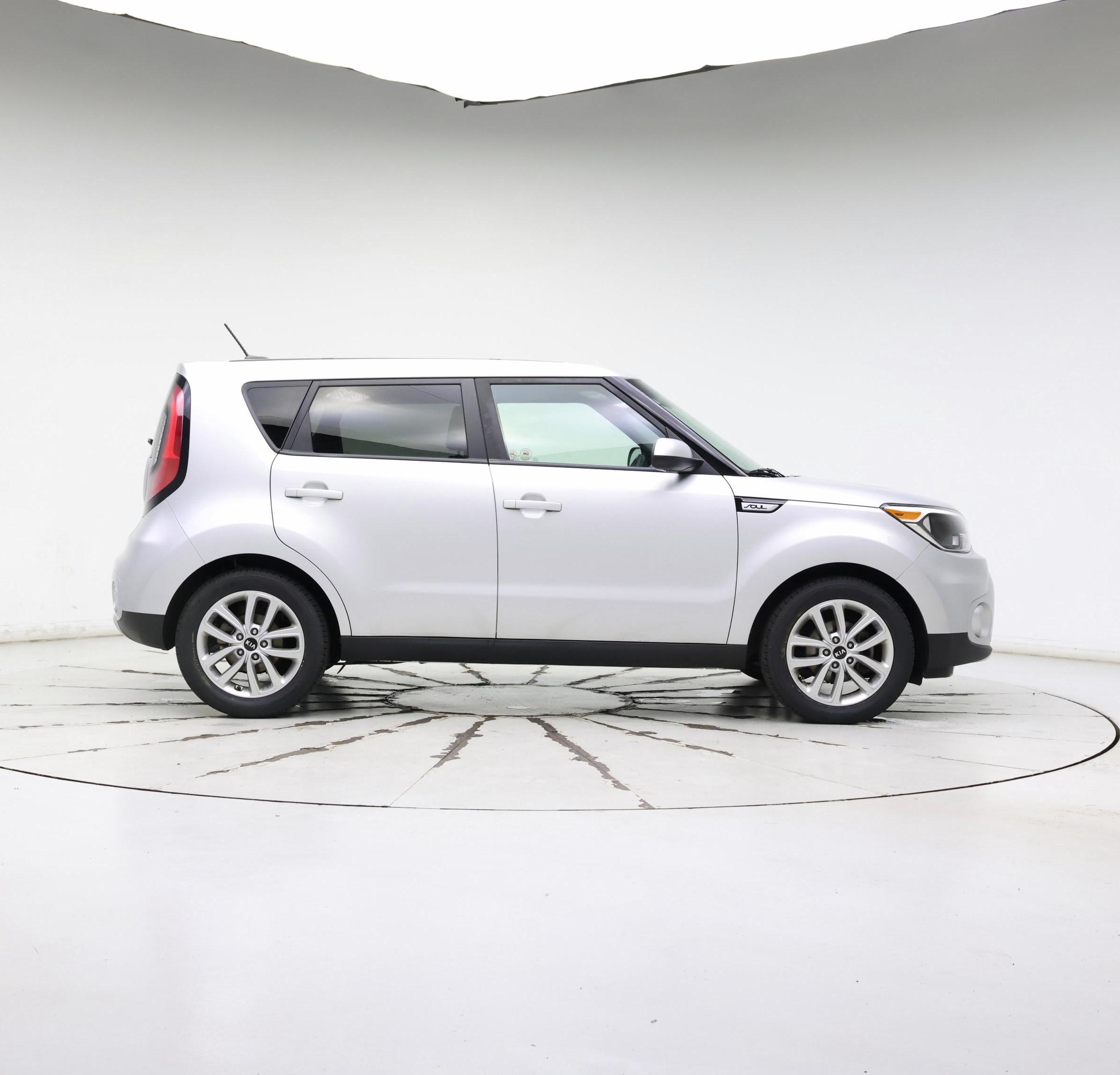 Thumbnail: 2017 Kia Soul - 7