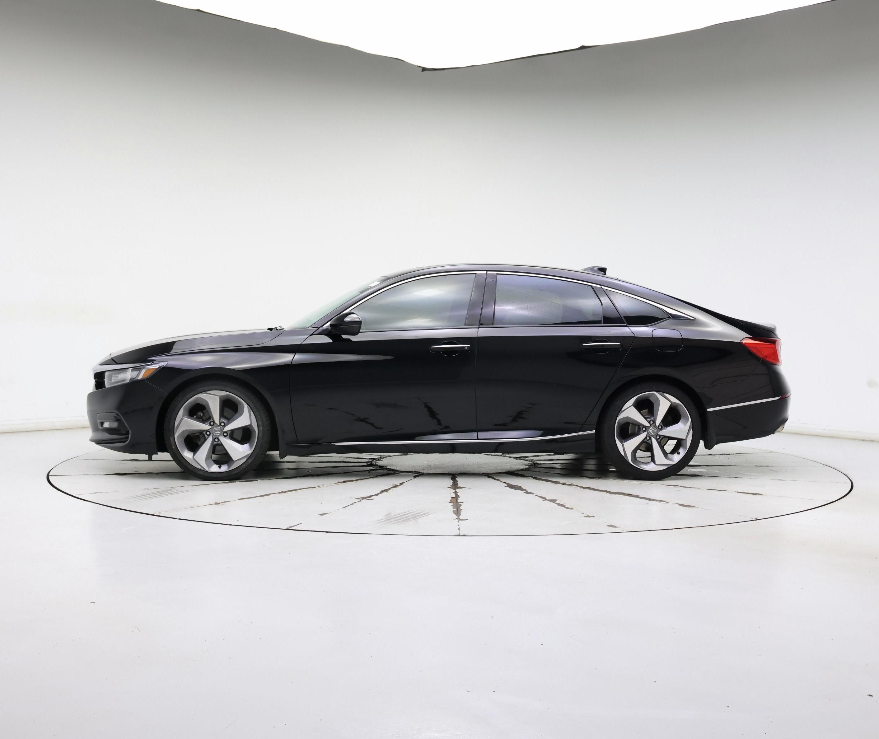 Thumbnail: 2018 Honda Accord - 3
