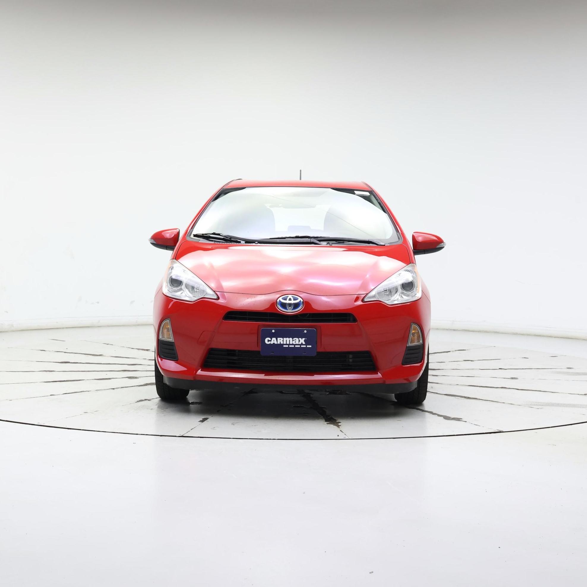Thumbnail: 2014 Toyota Prius c - 5