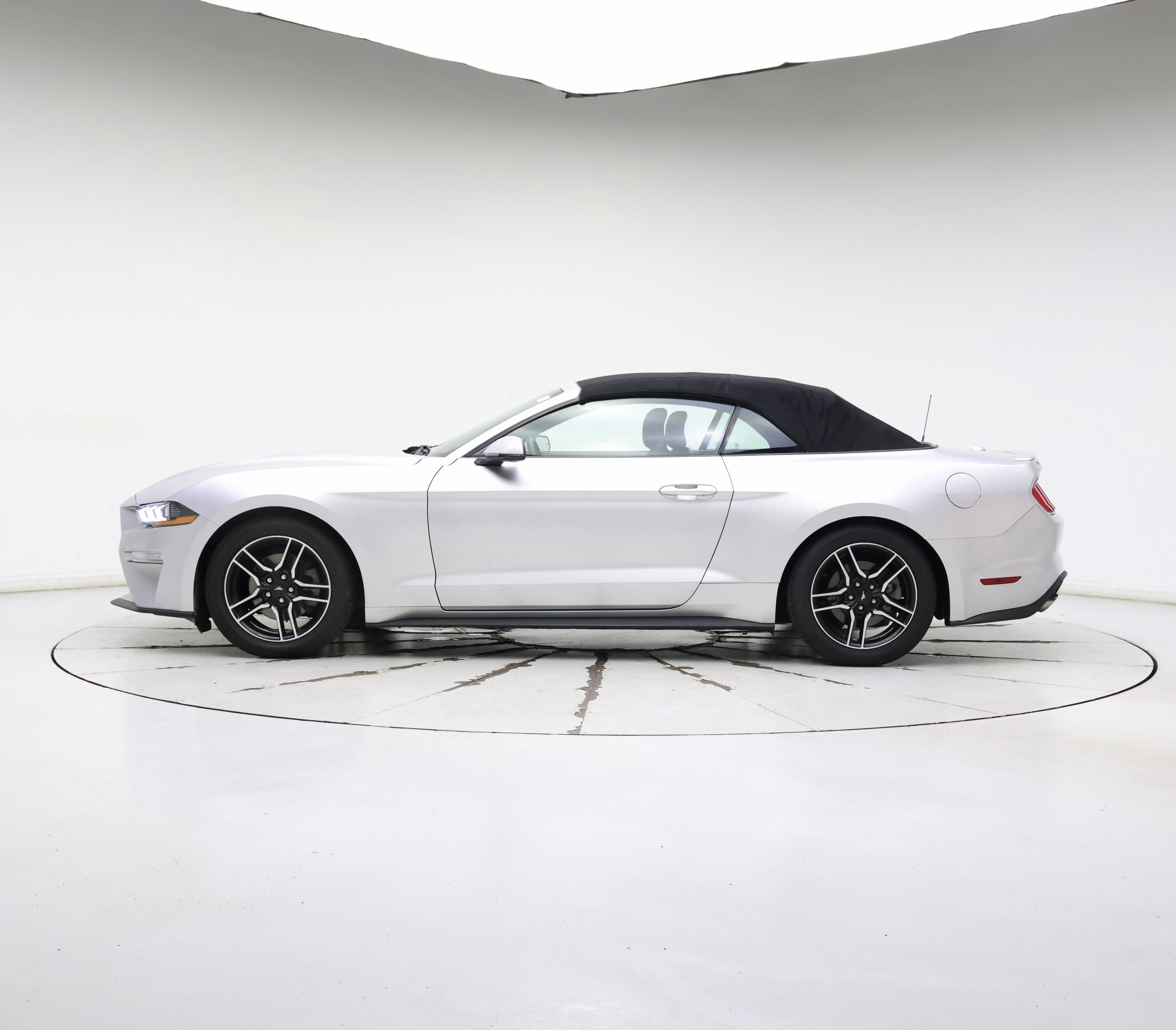 Thumbnail: 2018 Ford Mustang - 3