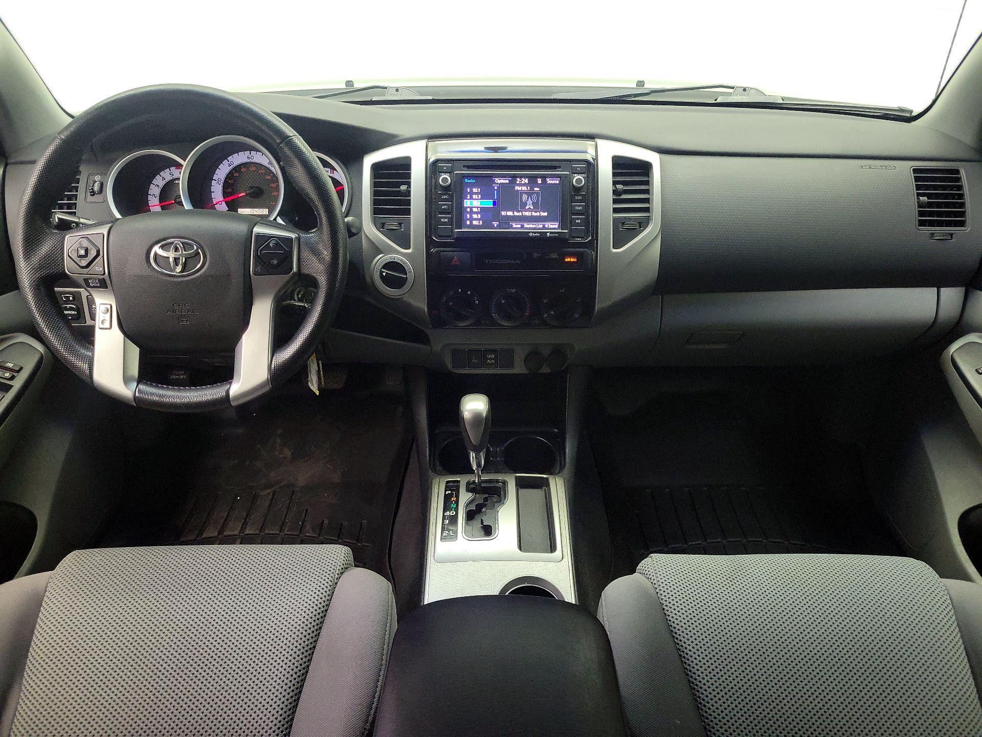 Thumbnail: 2015 Toyota Tacoma - 9
