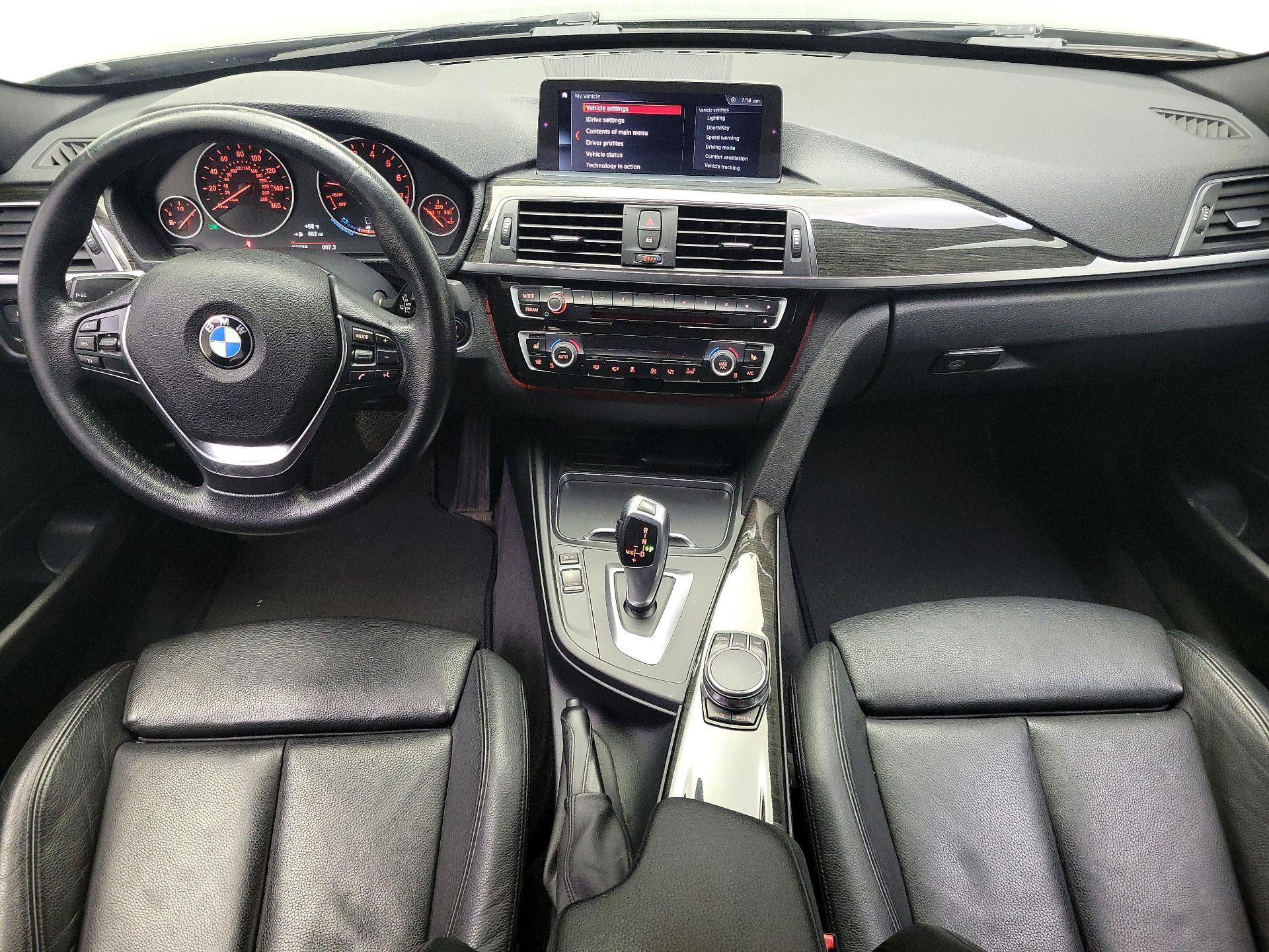 Thumbnail: 2018 BMW 3 Series - 9