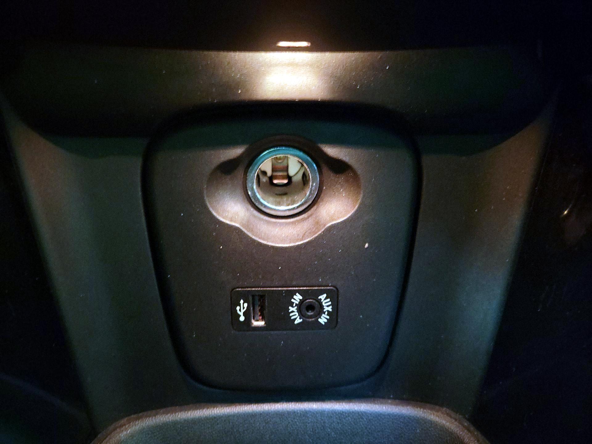 Thumbnail: 2016 MINI Cooper Hardtop - 18