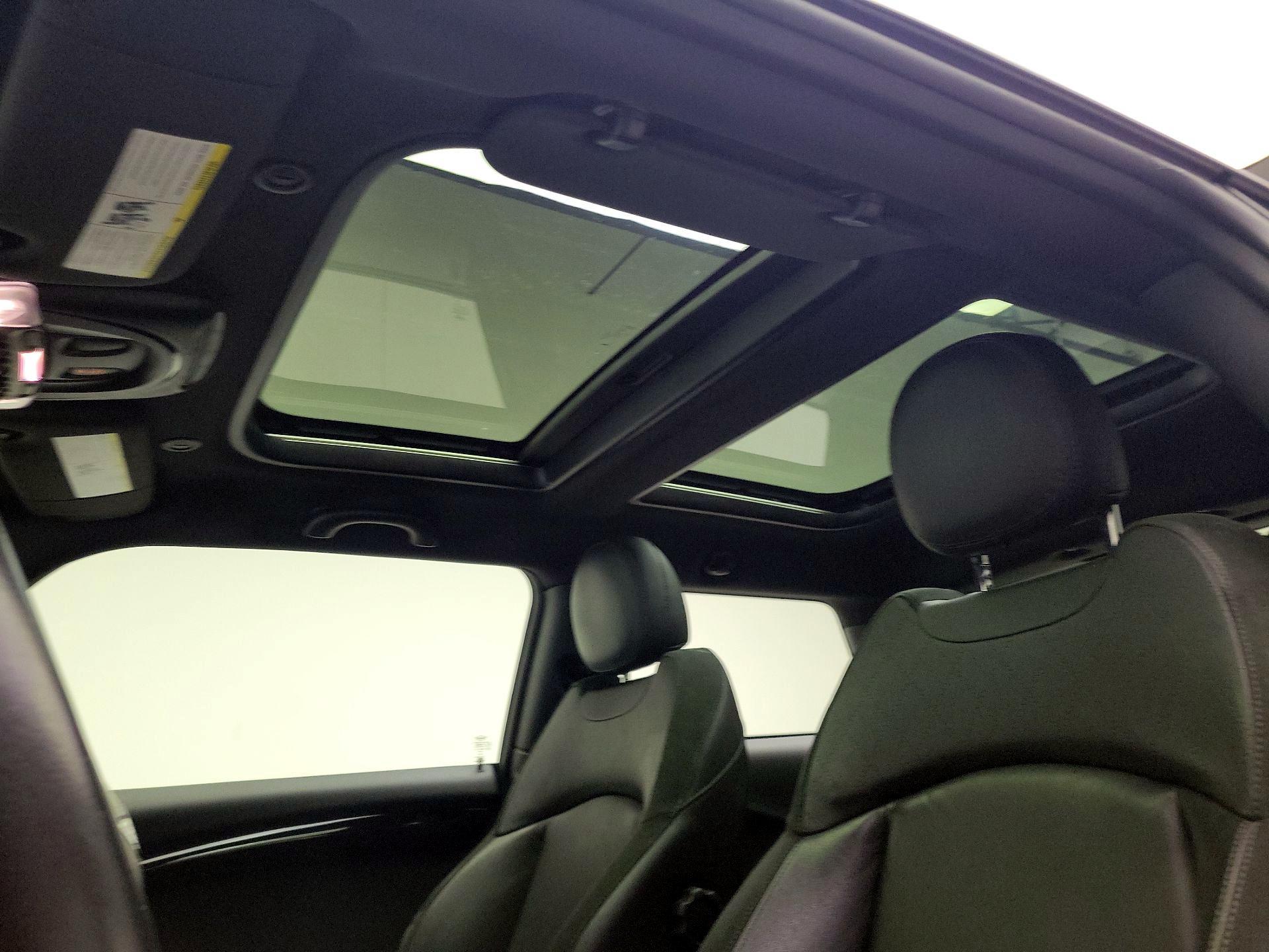 Thumbnail: 2016 MINI Cooper Hardtop - 19