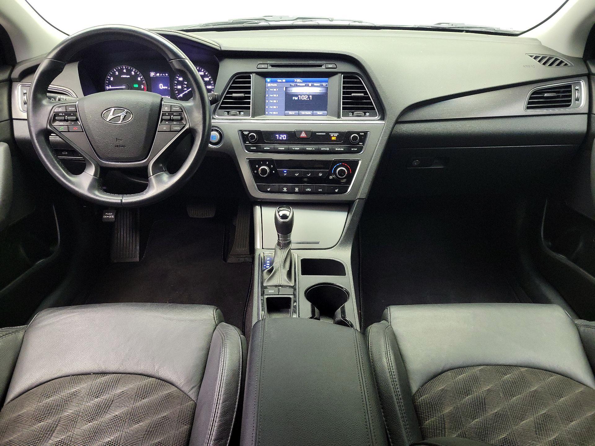 Thumbnail: 2017 Hyundai Sonata - 9