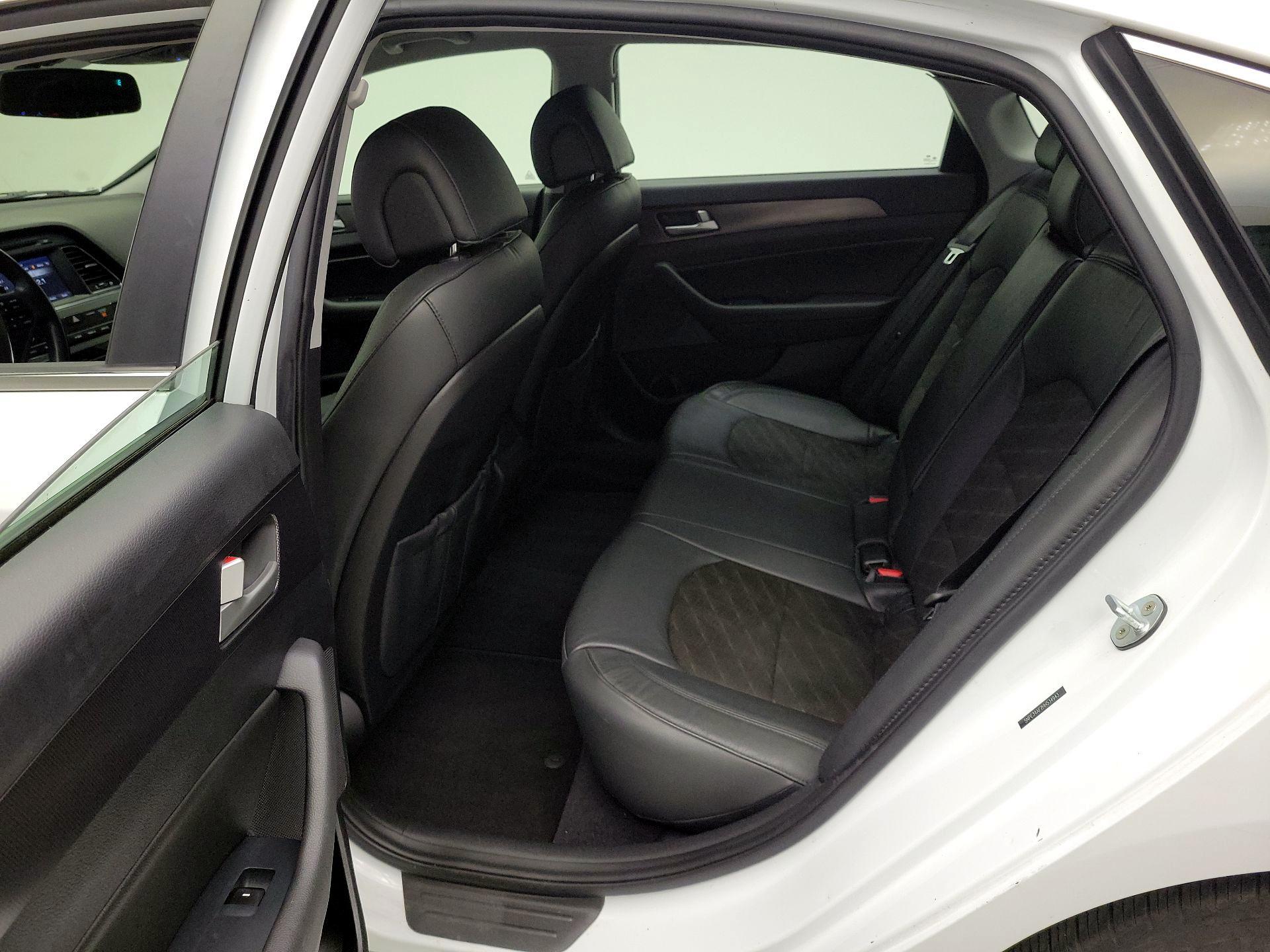 Thumbnail: 2017 Hyundai Sonata - 19