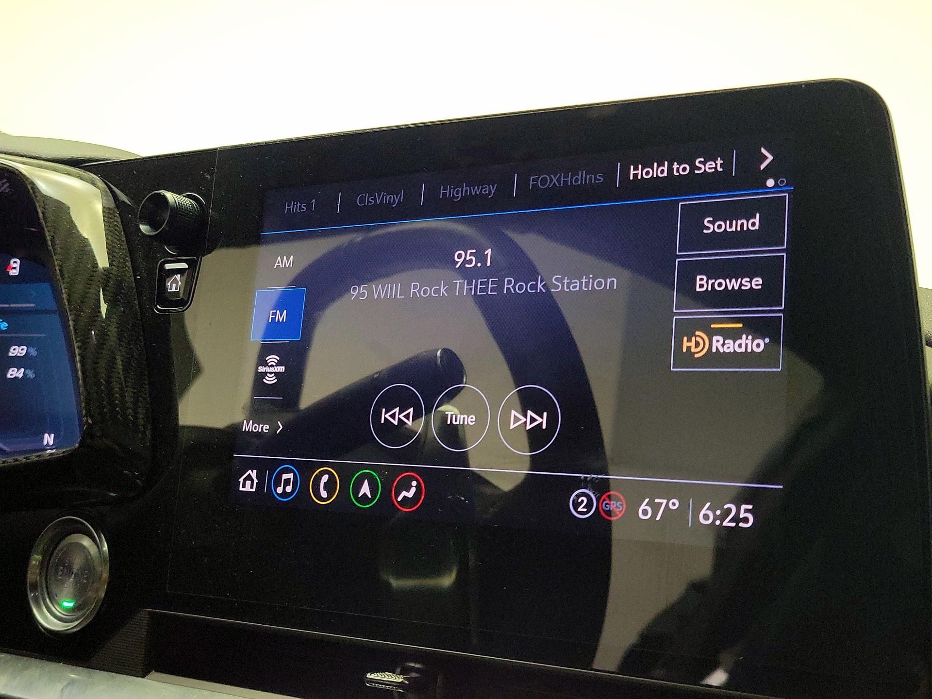 Thumbnail: 2021 Chevrolet Corvette - 16