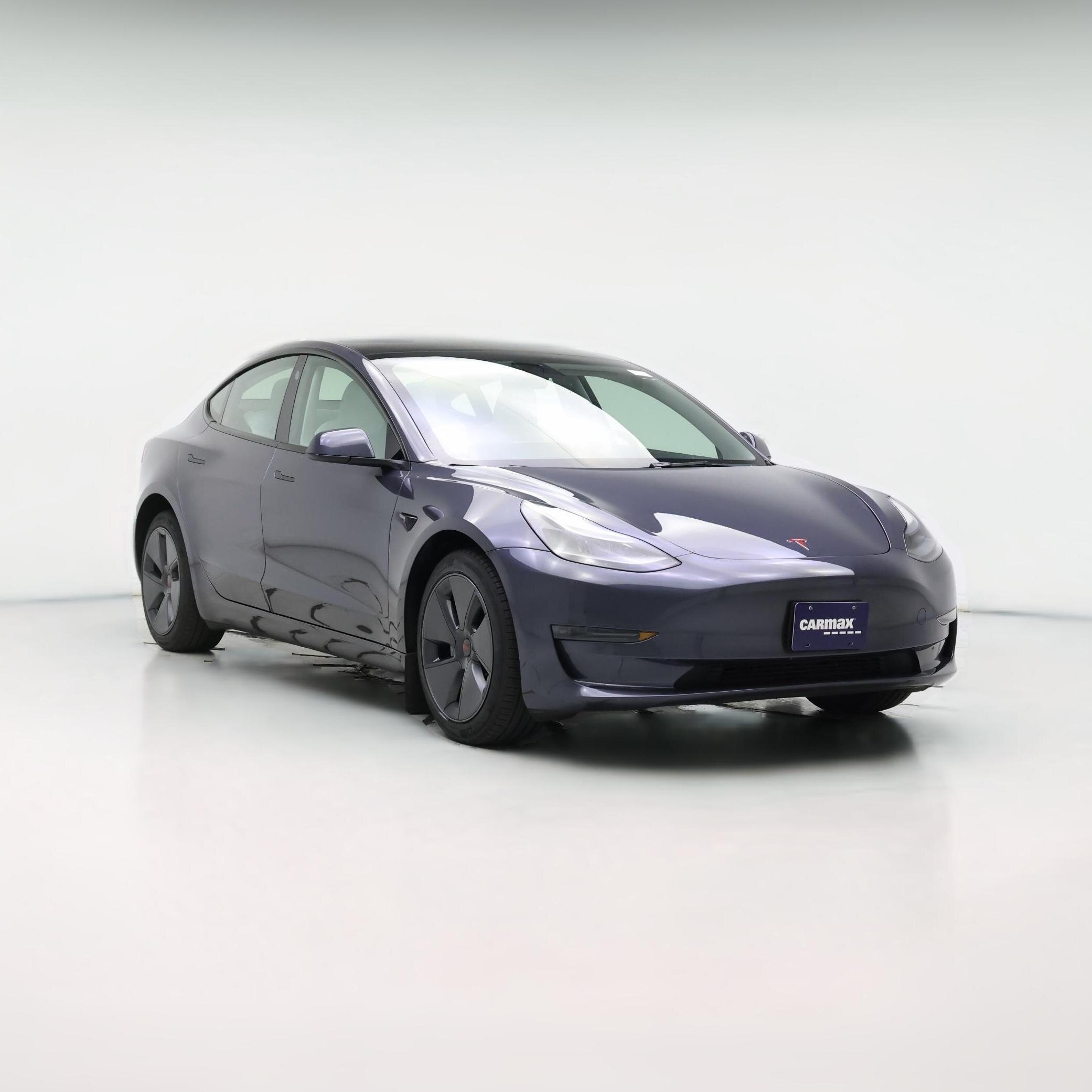 Thumbnail: 2023 Tesla Model 3 - 1