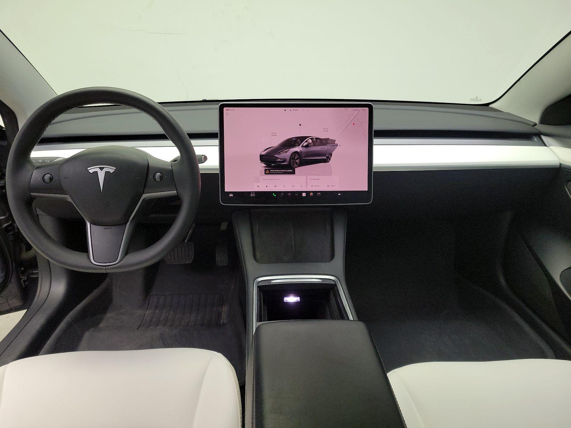 Thumbnail: 2023 Tesla Model 3 - 9
