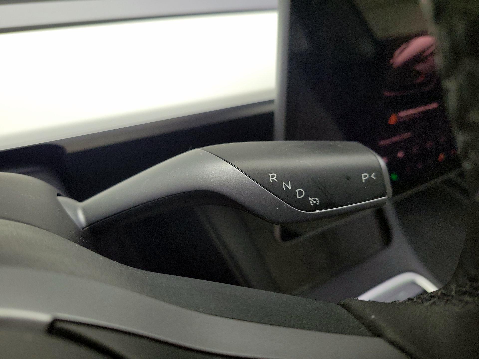 Thumbnail: 2023 Tesla Model 3 - 17