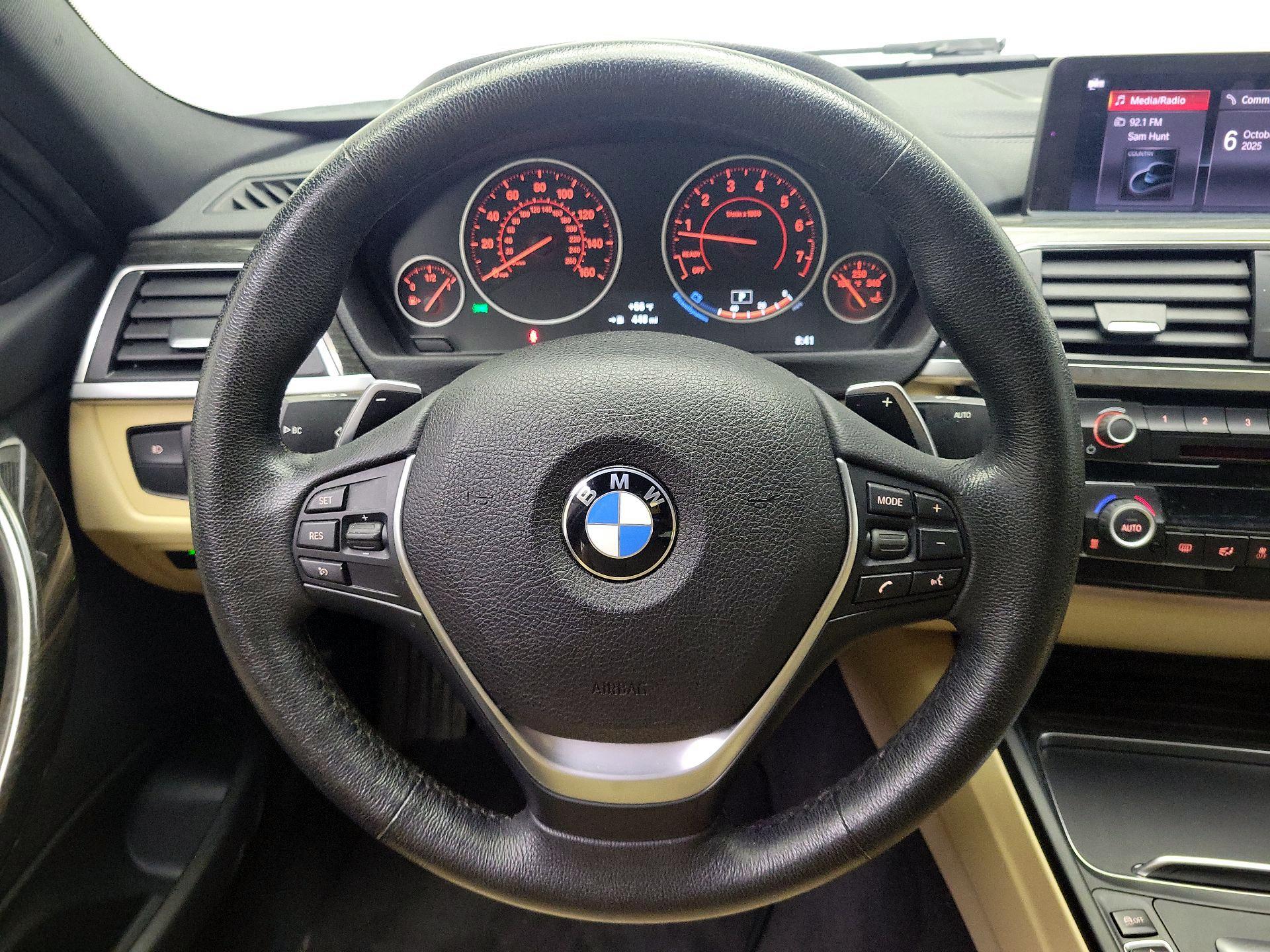 Thumbnail: 2018 BMW 3 Series - 10