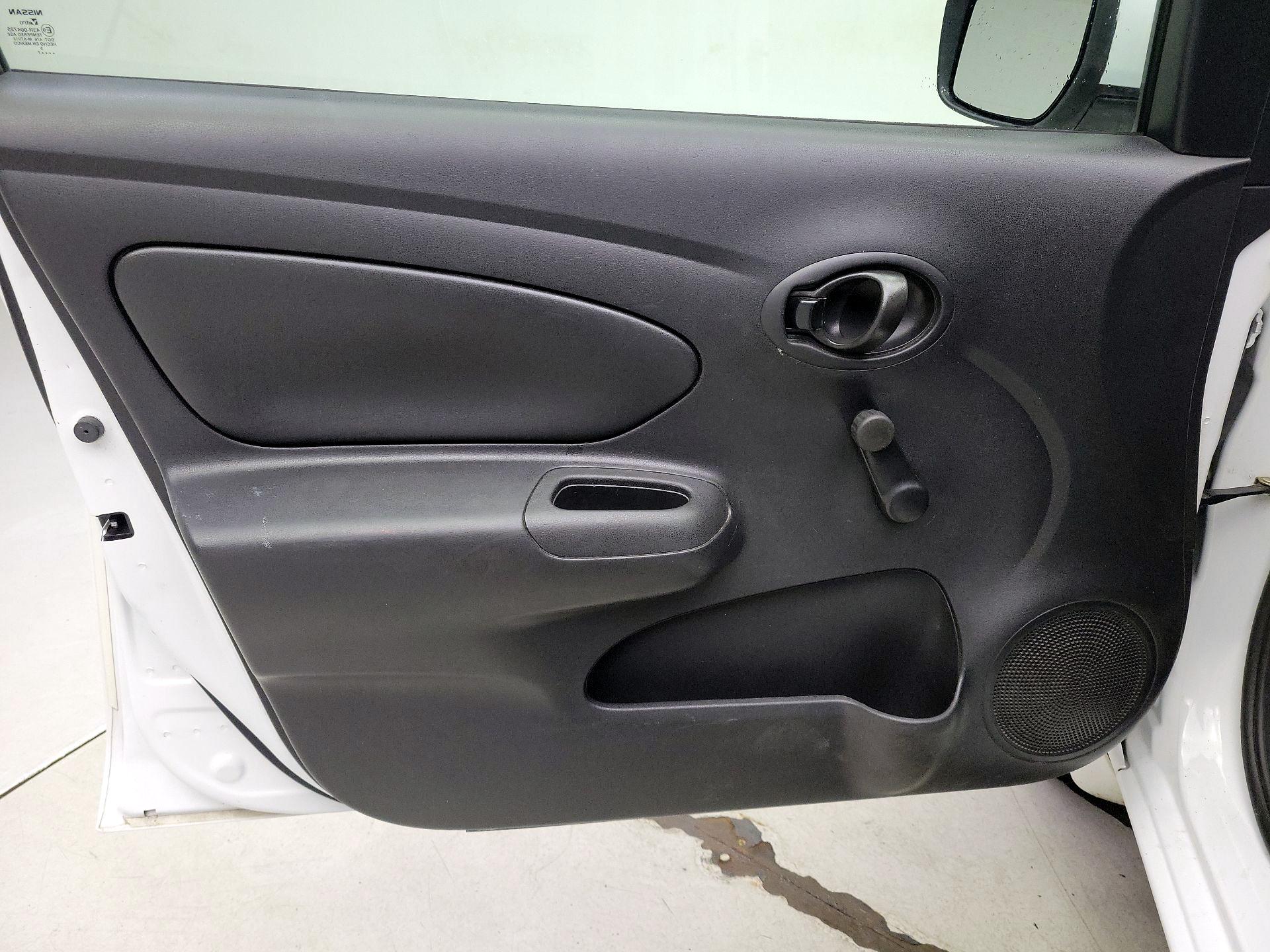 Thumbnail: 2017 Nissan Versa - 12