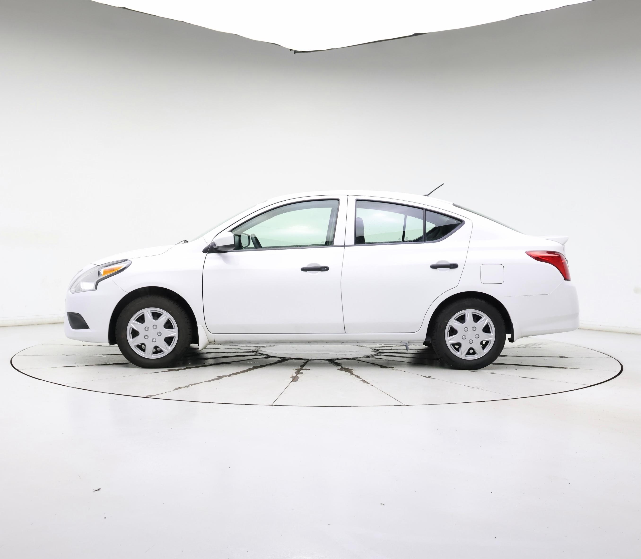 Thumbnail: 2017 Nissan Versa - 3