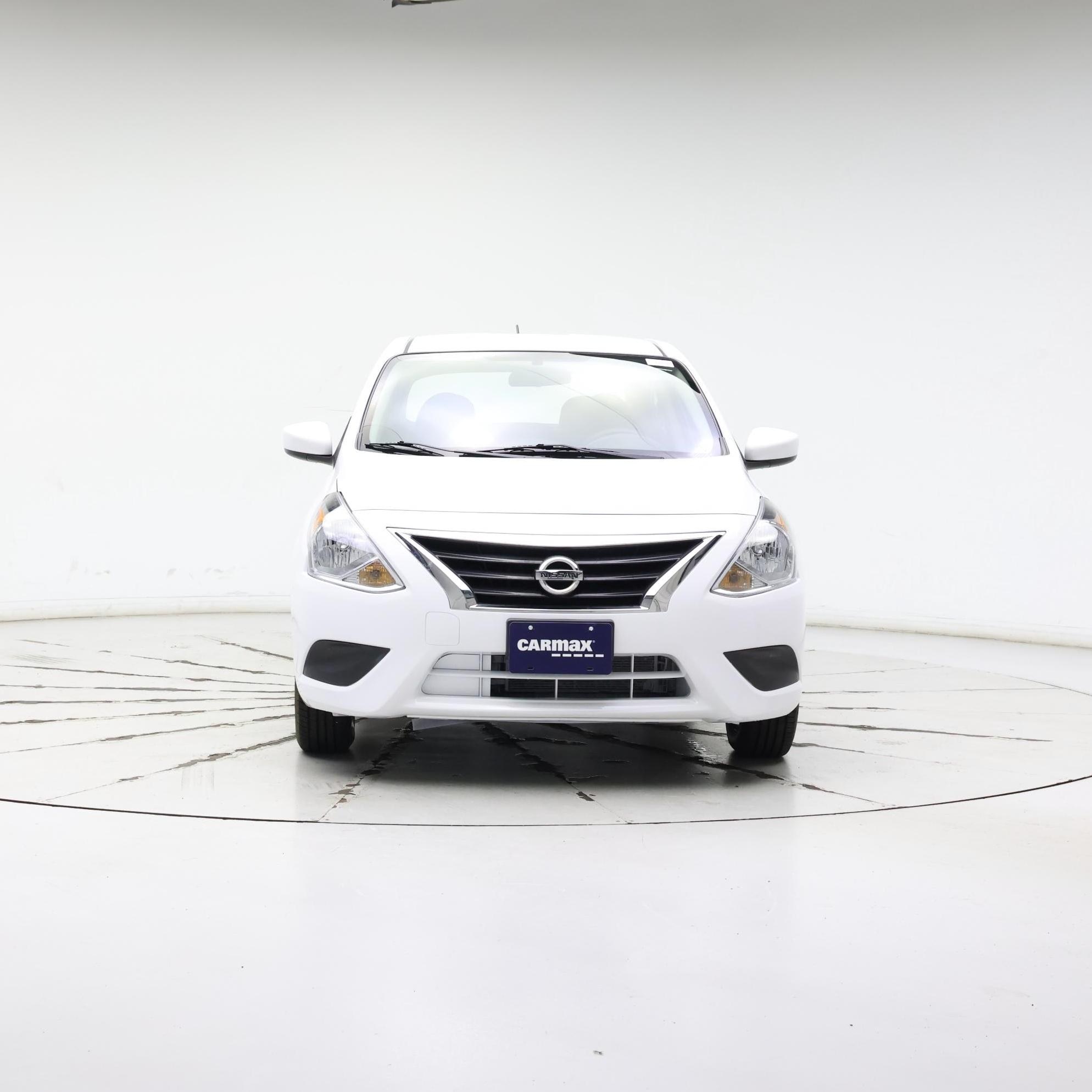 Thumbnail: 2017 Nissan Versa - 5
