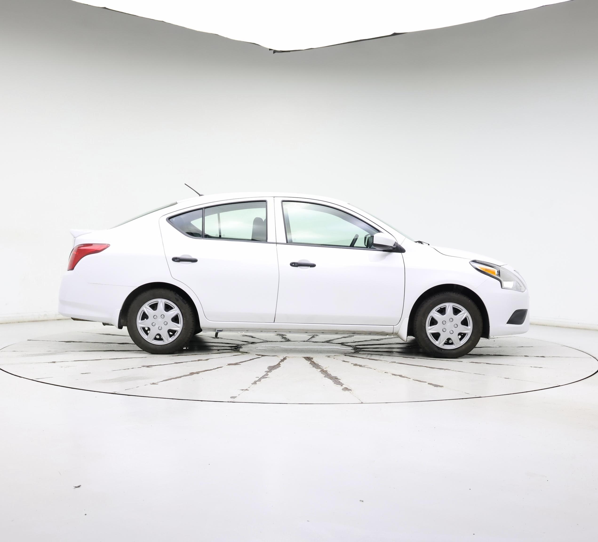 Thumbnail: 2017 Nissan Versa - 7