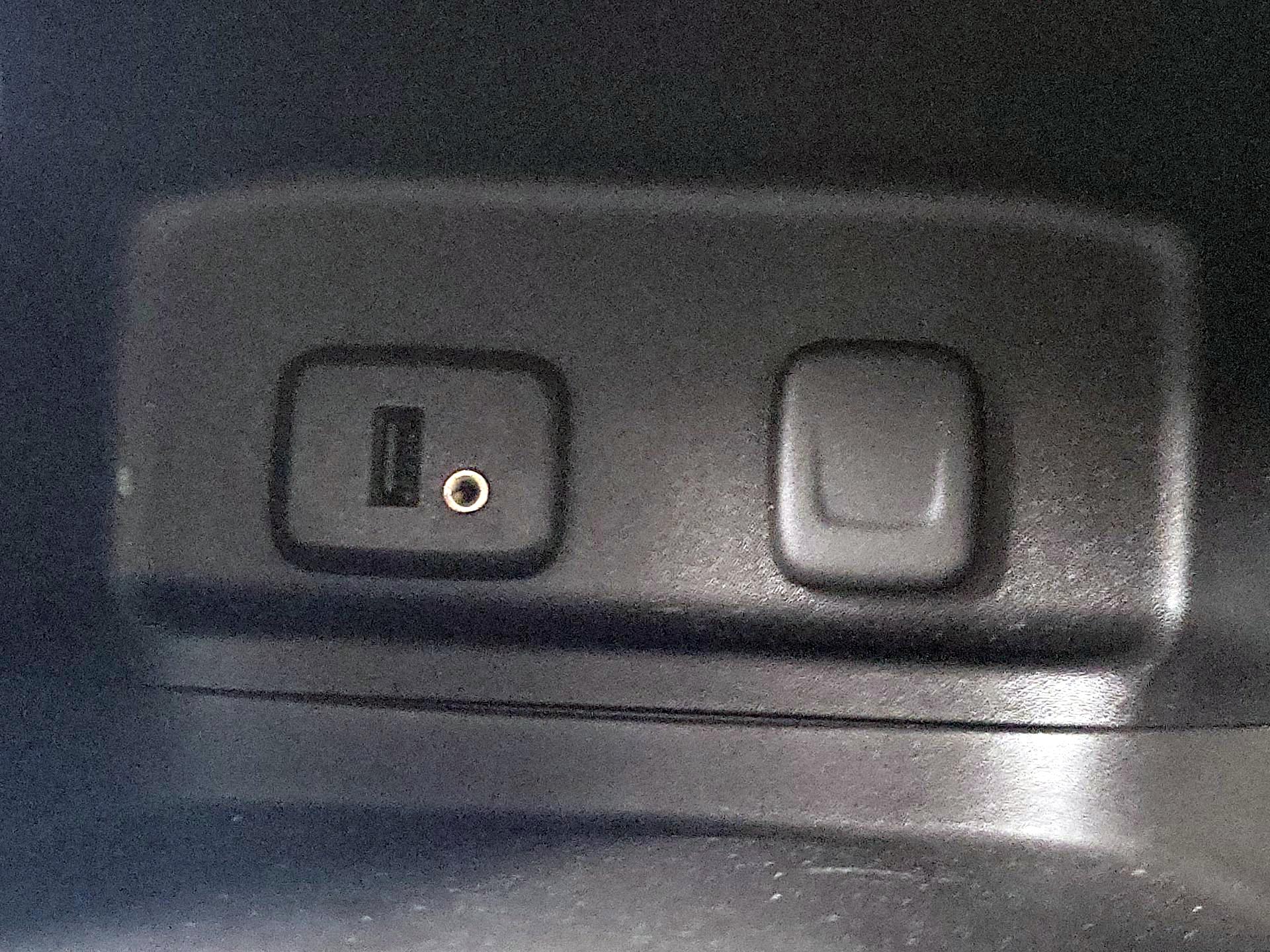 Thumbnail: 2018 Chevrolet Equinox - 18