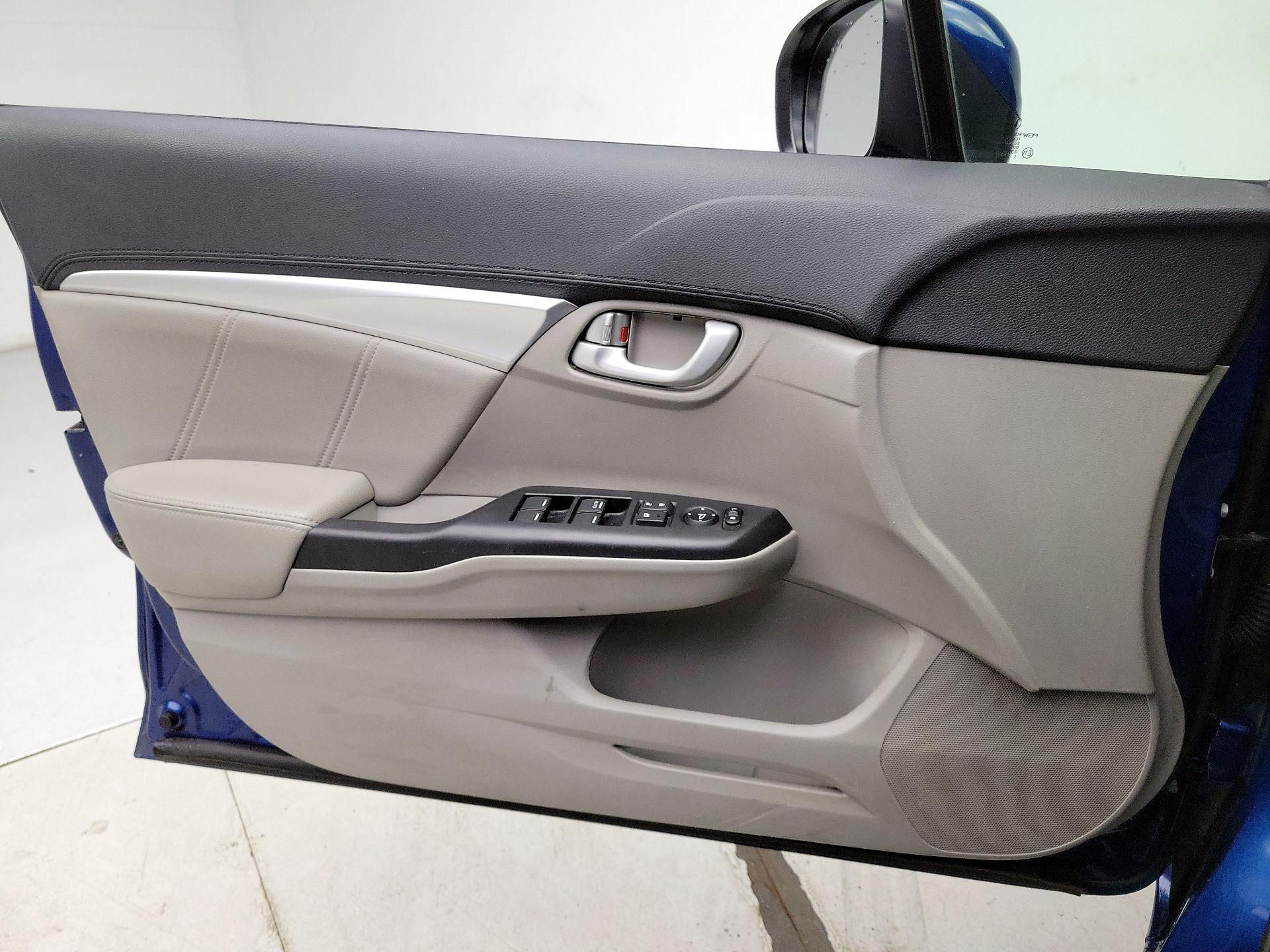 Thumbnail: 2015 Honda Civic - 12