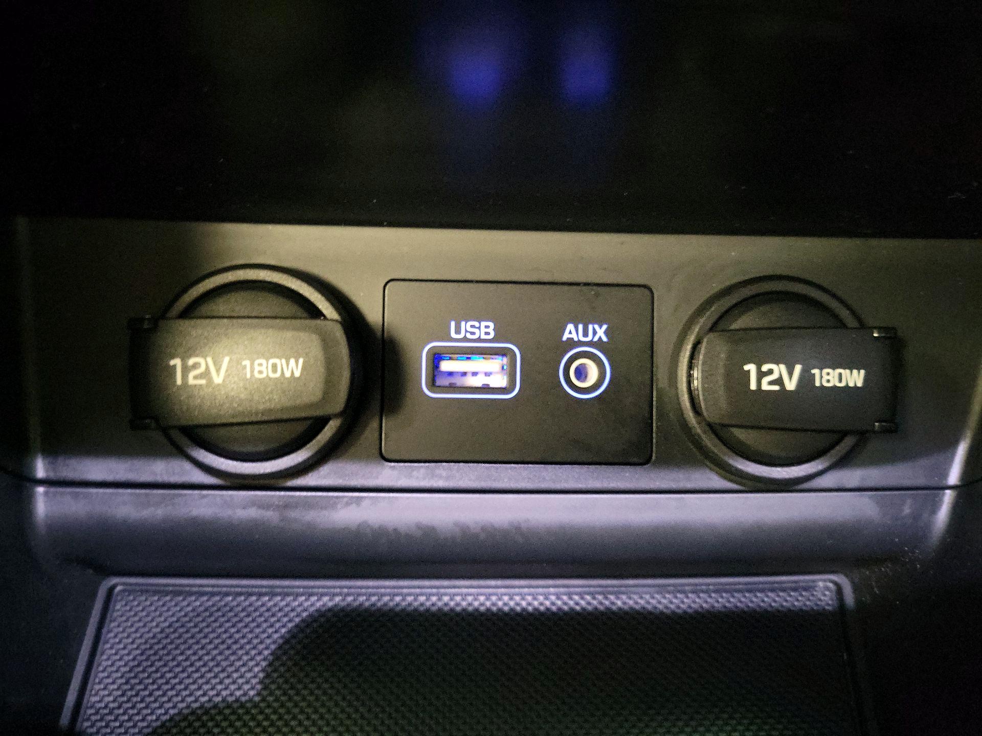 Thumbnail: 2016 Hyundai Sonata - 17