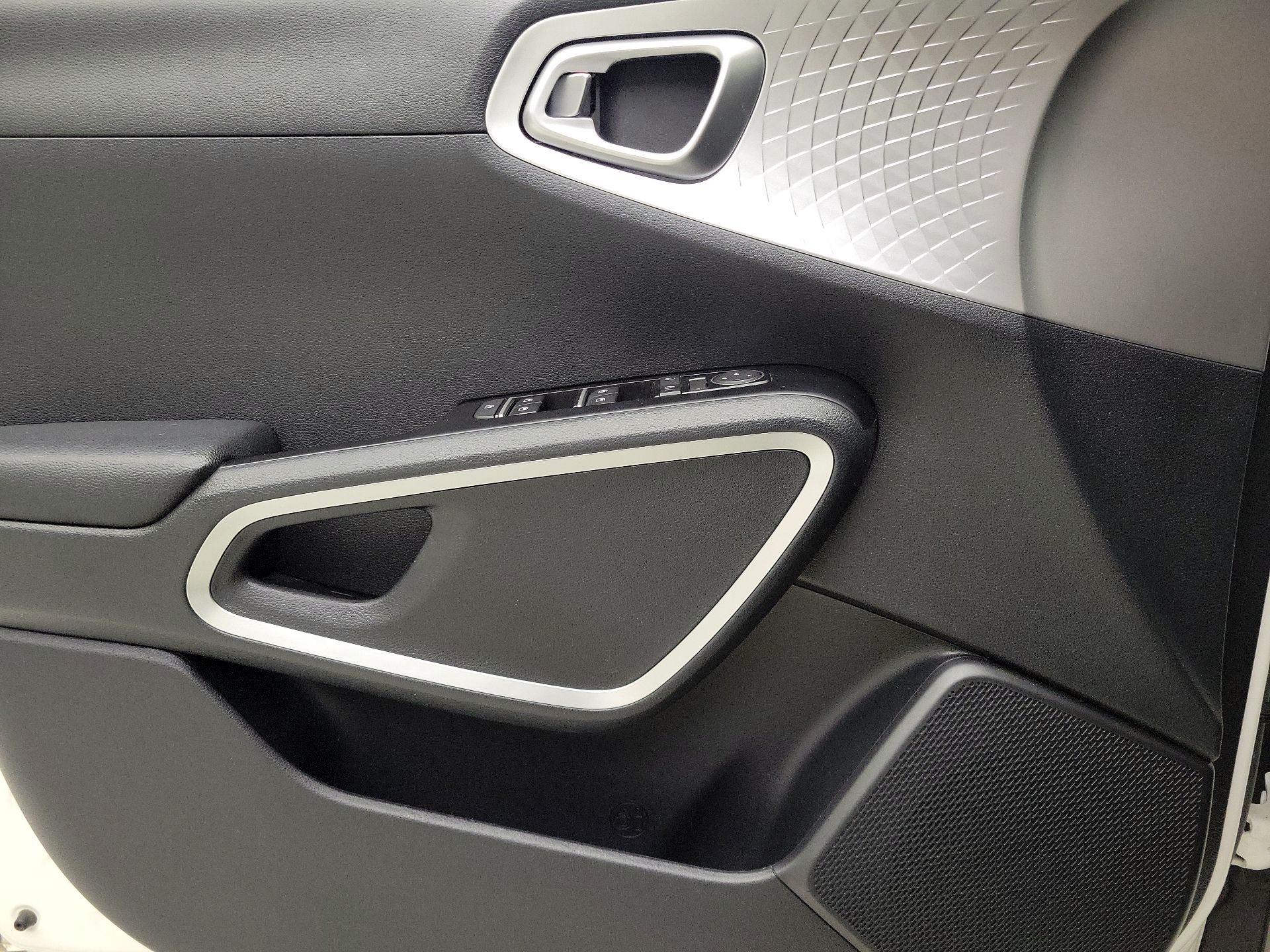 Thumbnail: 2021 Kia Soul - 12