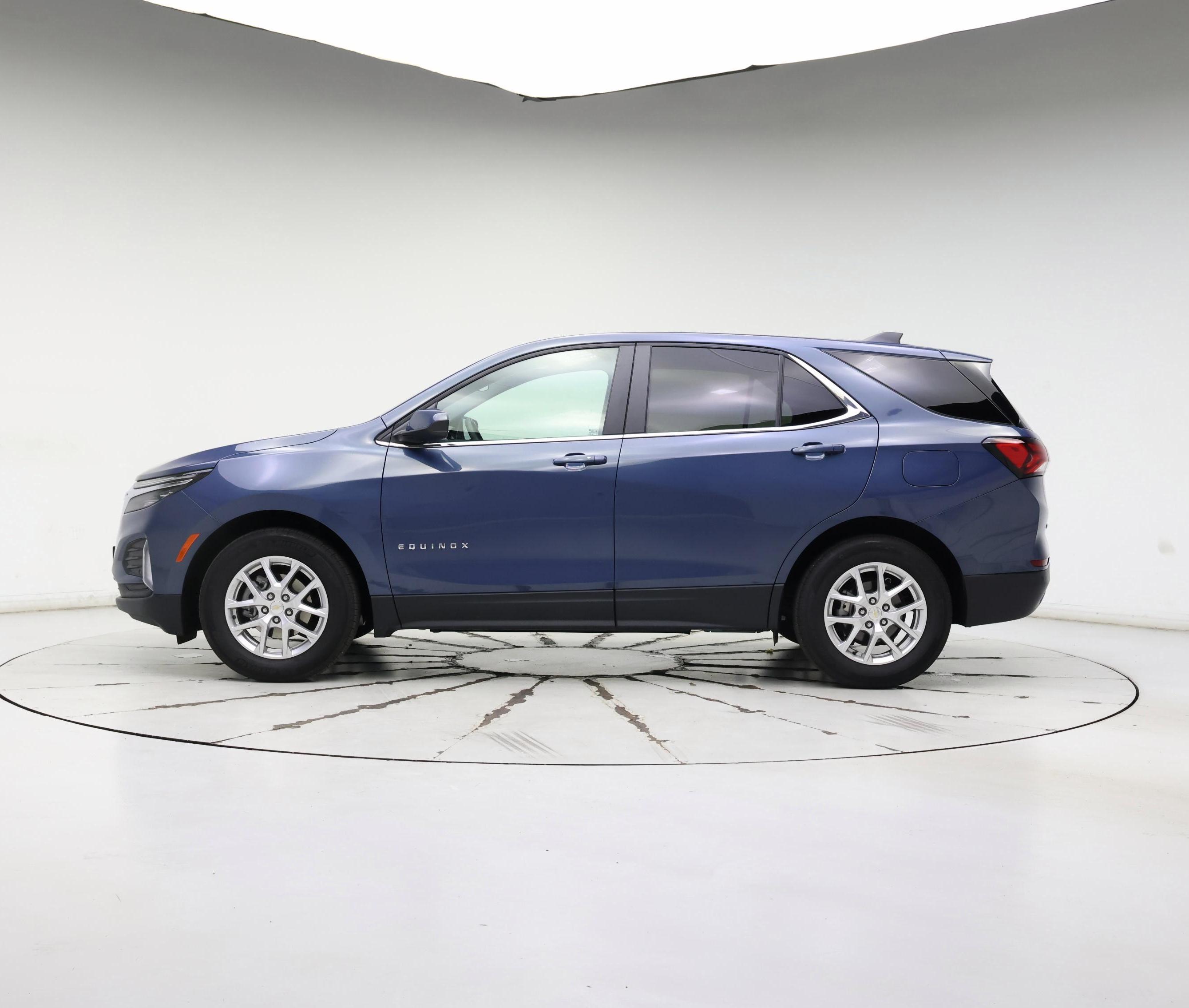 Thumbnail: 2024 Chevrolet Equinox - 3