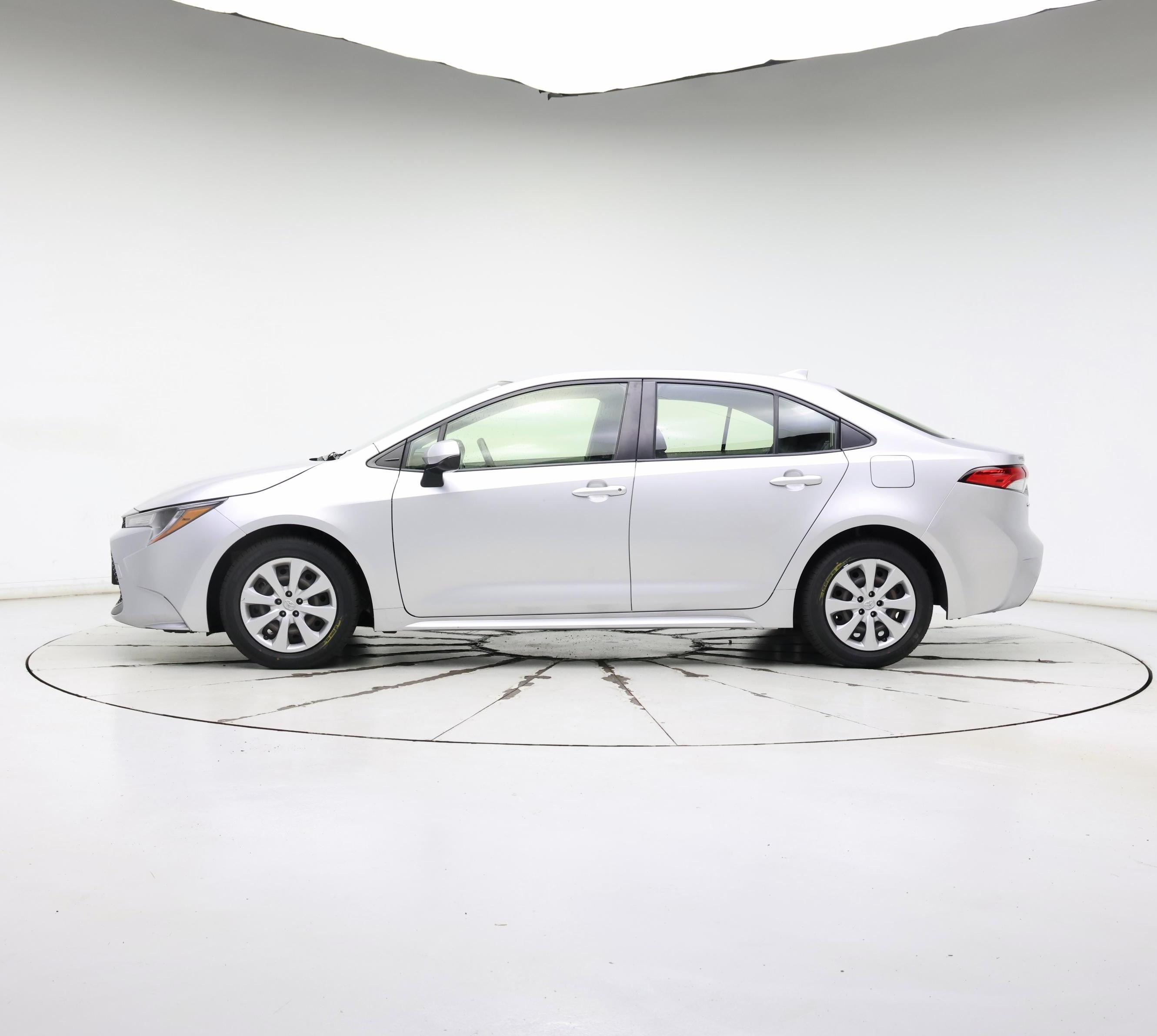 Thumbnail: 2021 Toyota Corolla - 3
