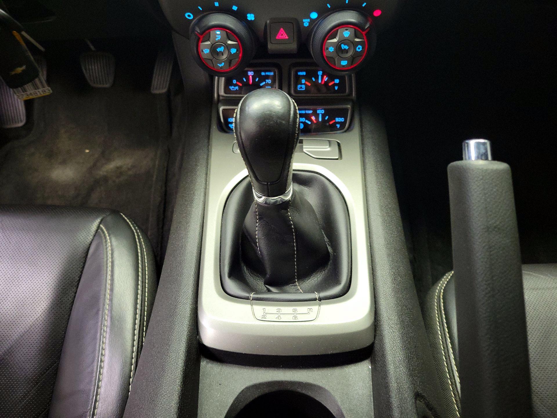 Thumbnail: 2015 Chevrolet Camaro - 17