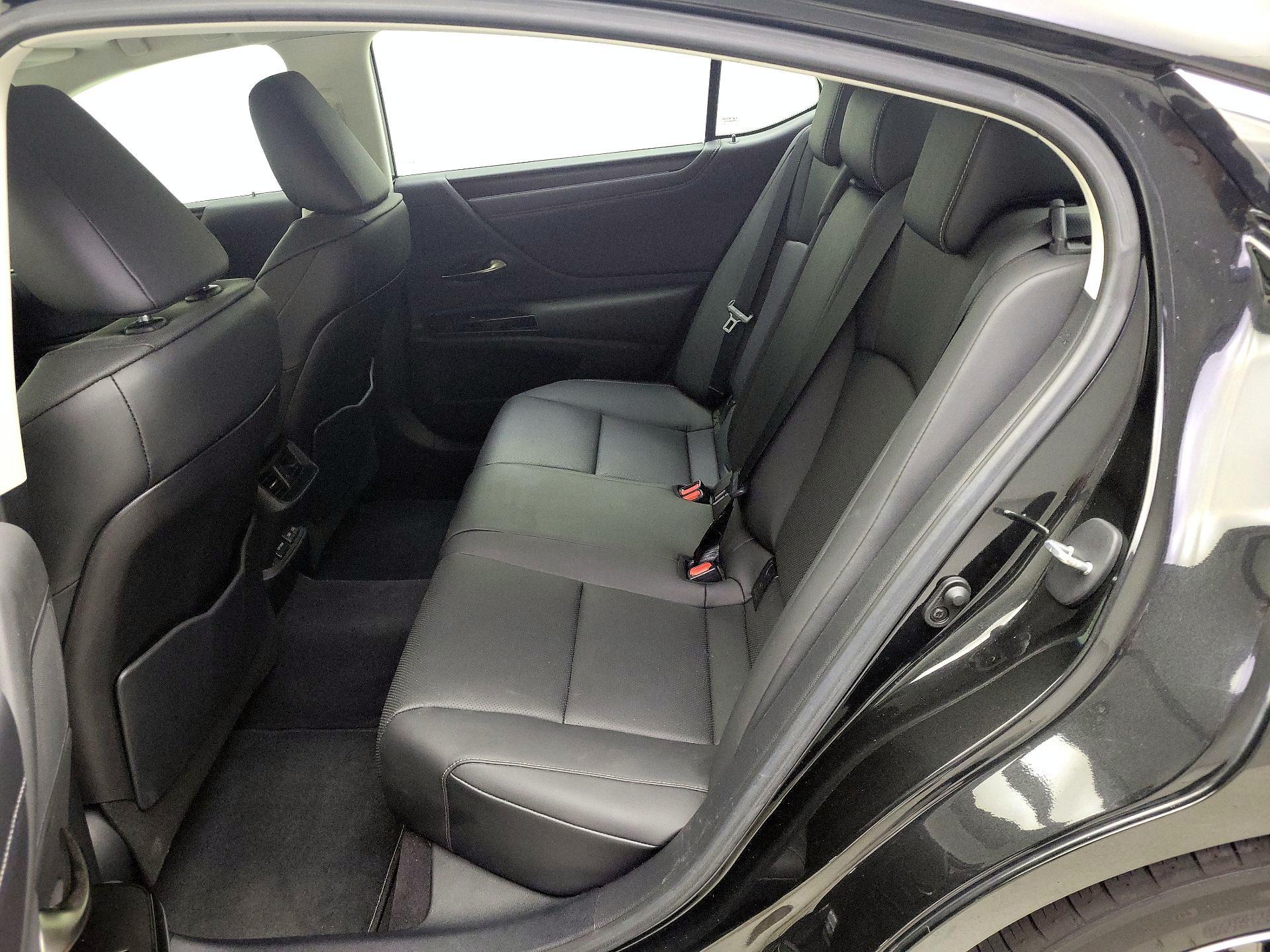 Thumbnail: 2023 Lexus ES - 19