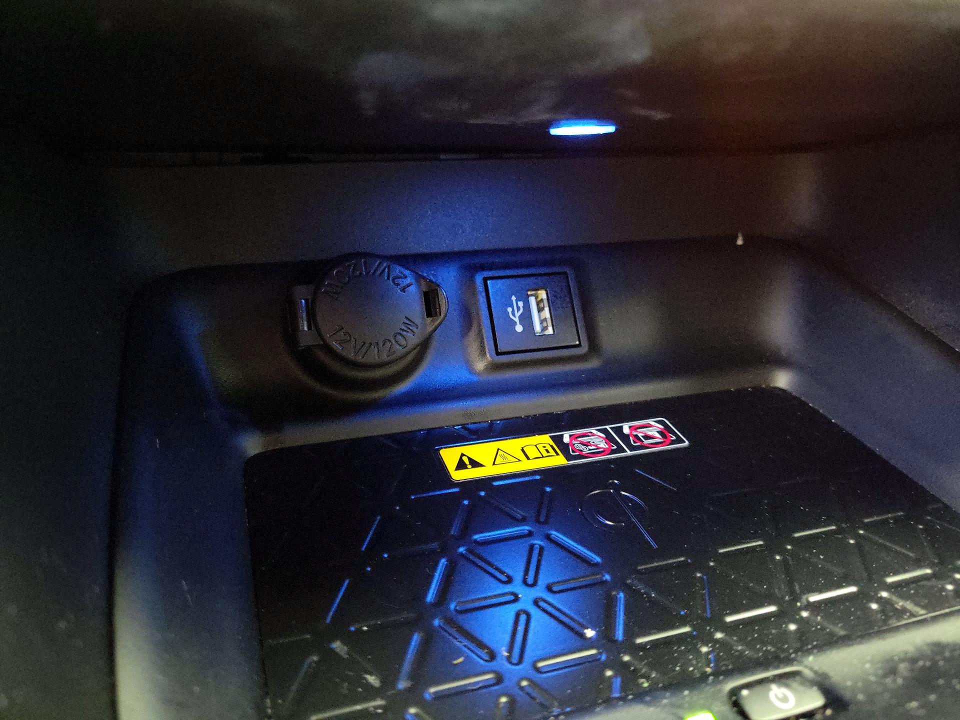 Thumbnail: 2024 Toyota RAV4 - 18