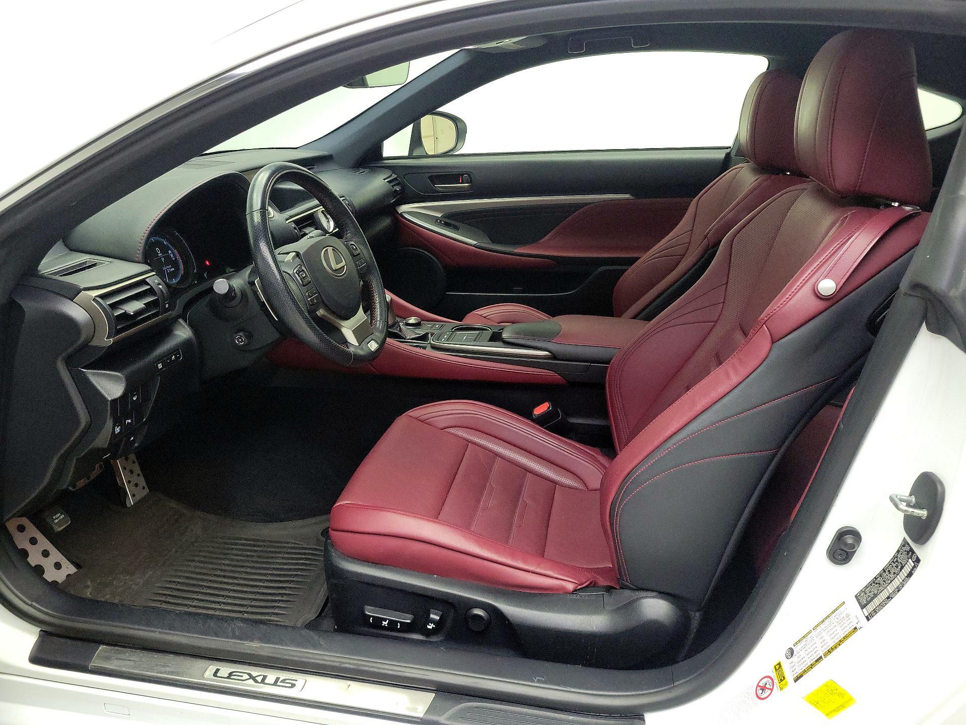 Thumbnail: 2015 Lexus RC - 11