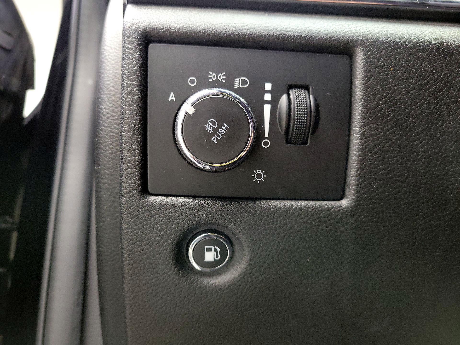 Thumbnail: 2018 Jeep Grand Cherokee - 13