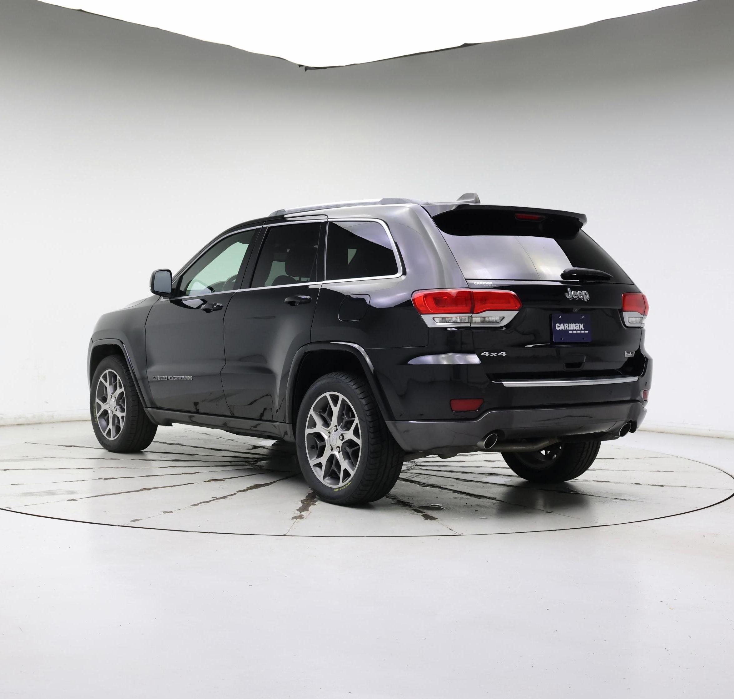 Thumbnail: 2018 Jeep Grand Cherokee - 2