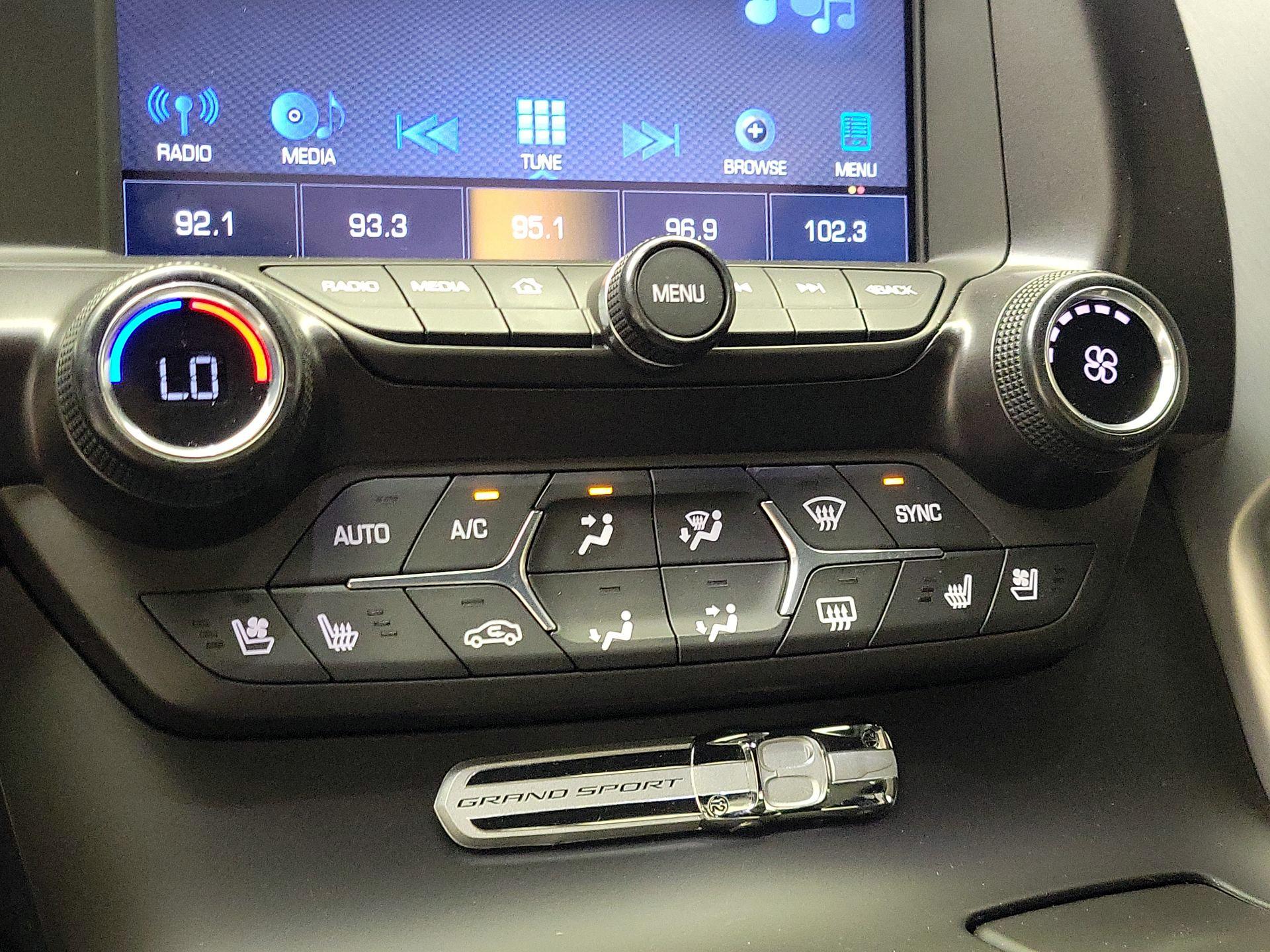 Thumbnail: 2019 Chevrolet Corvette - 16