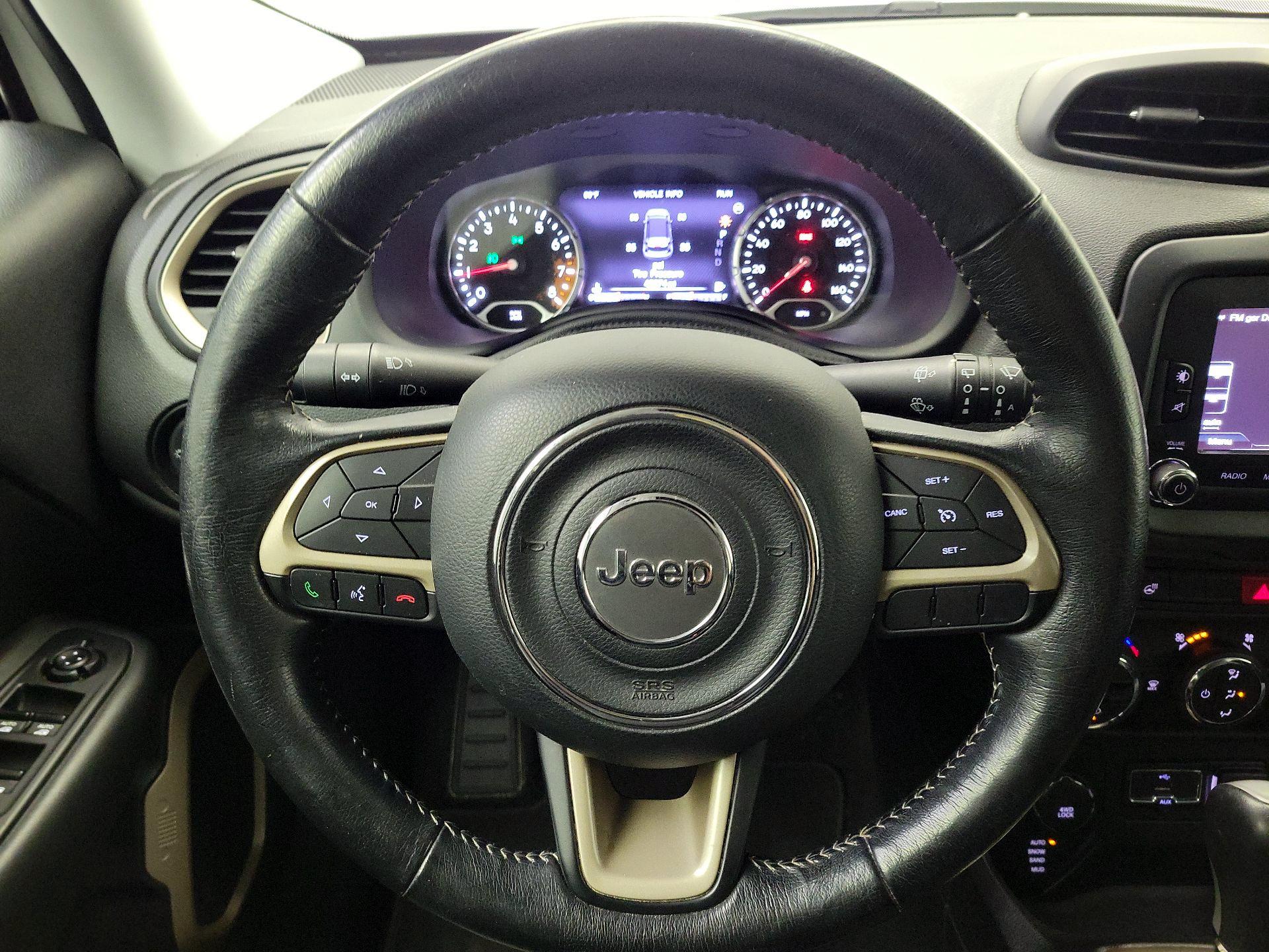 Thumbnail: 2017 Jeep Renegade - 10