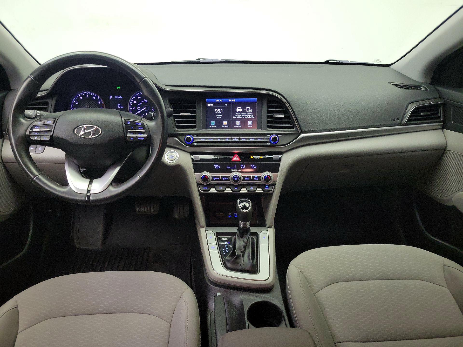 Thumbnail: 2019 Hyundai Elantra - 9