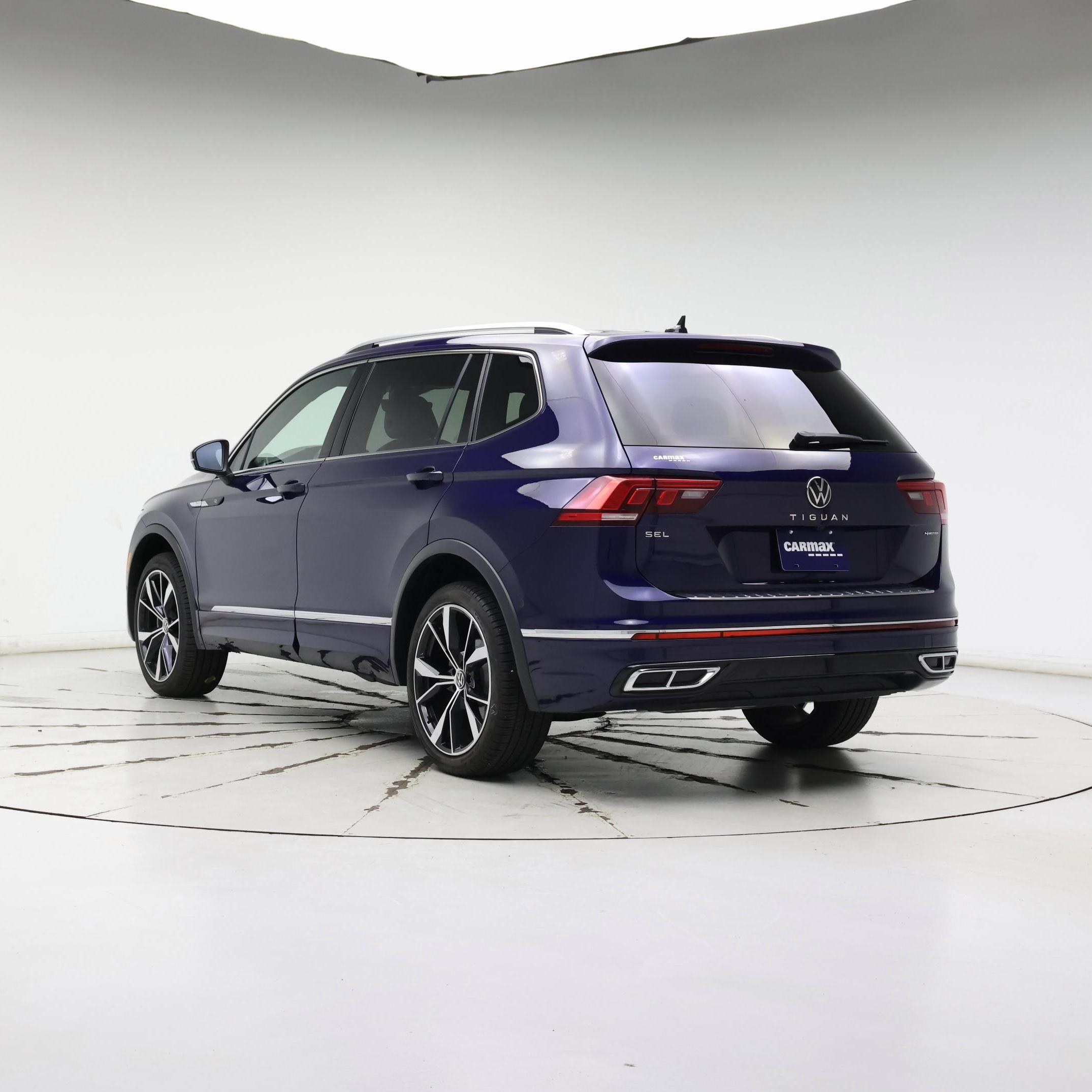 Thumbnail: 2022 Volkswagen Tiguan - 2