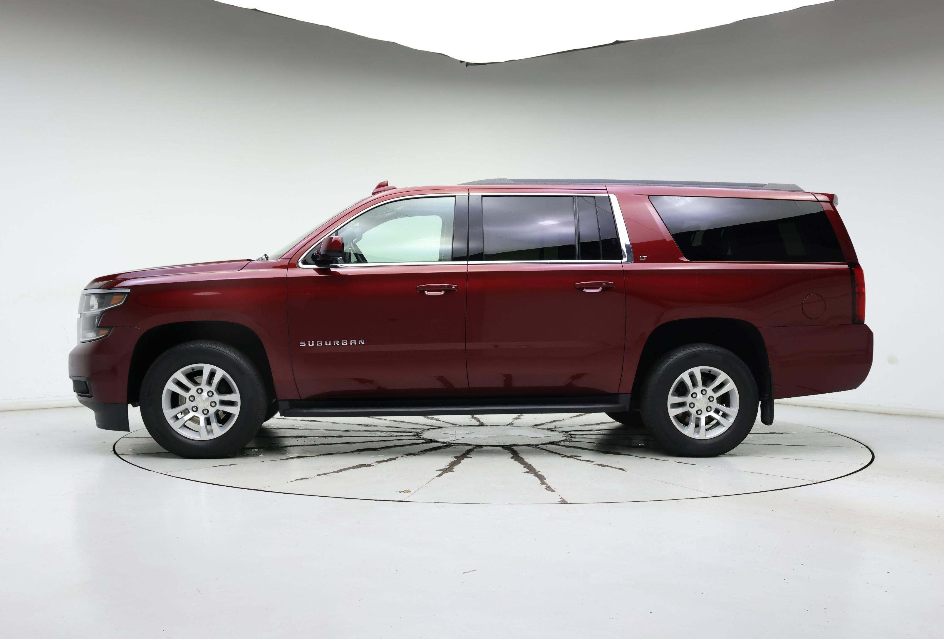 Thumbnail: 2020 Chevrolet Suburban - 3