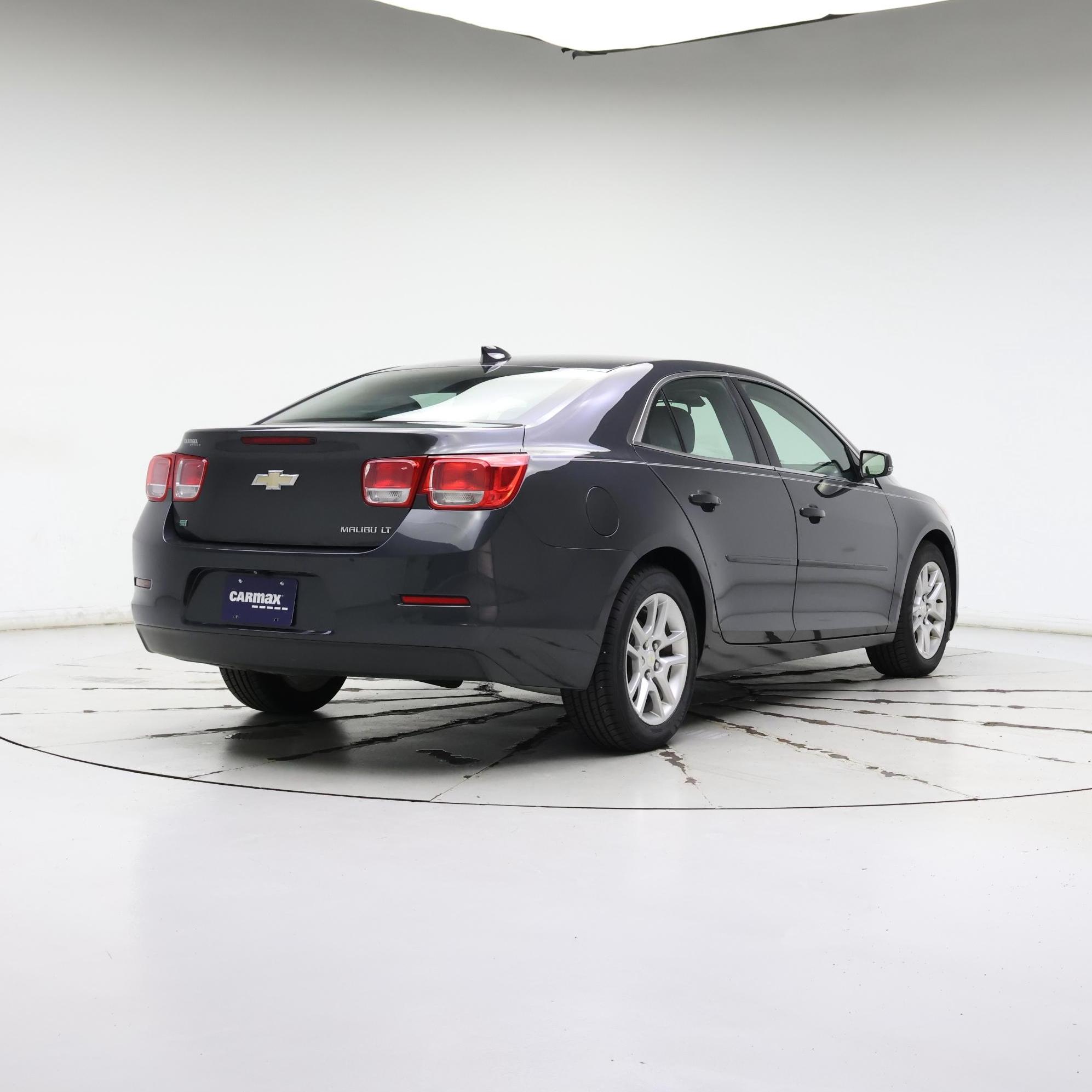 Thumbnail: 2015 Chevrolet Malibu - 8