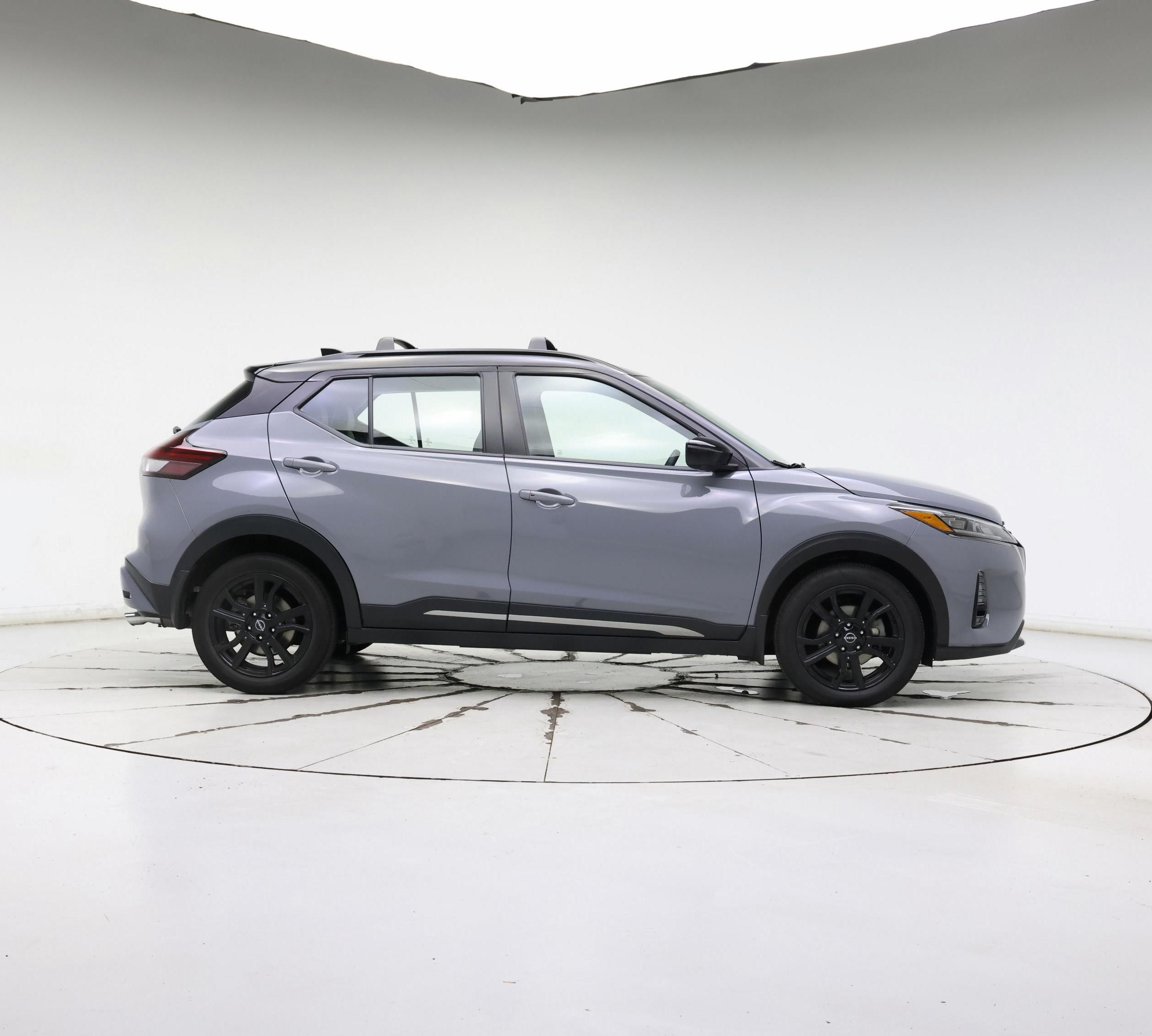 Thumbnail: 2023 Nissan Kicks - 7