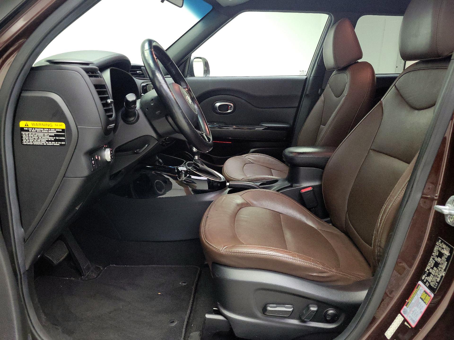 Thumbnail: 2017 Kia Soul - 11