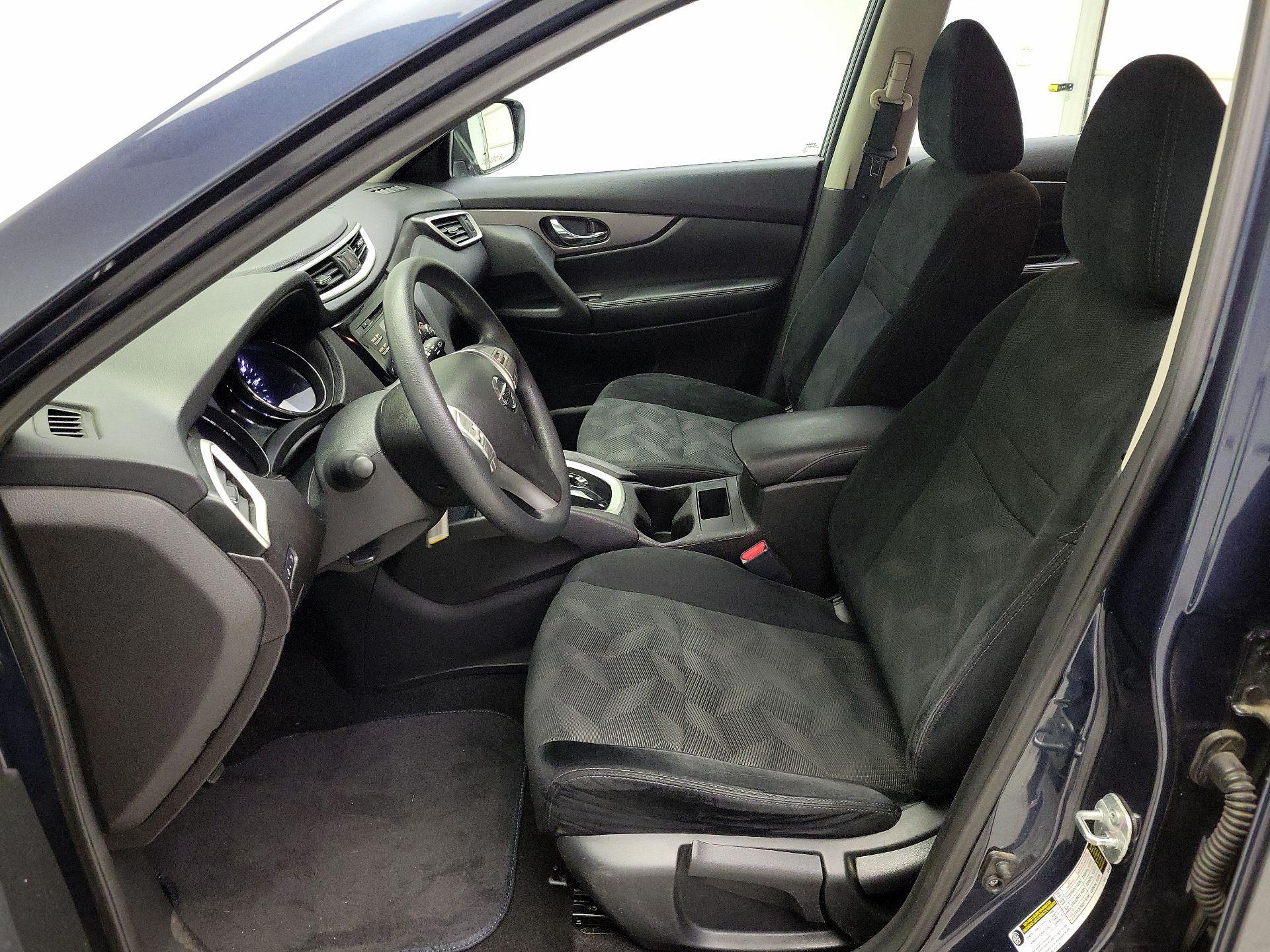 Thumbnail: 2016 Nissan Rogue - 11