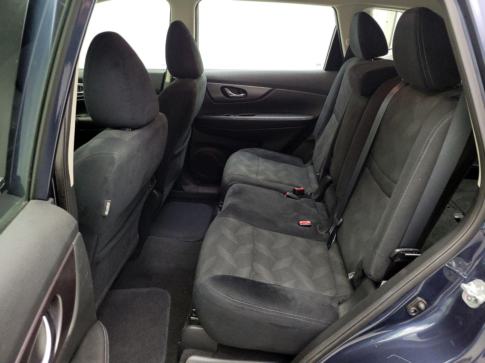 Thumbnail: 2016 Nissan Rogue - 19