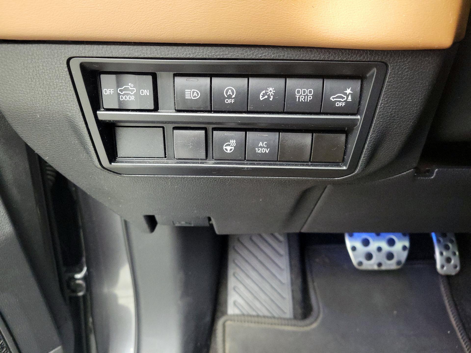 Thumbnail: 2023 Toyota Tundra - 13