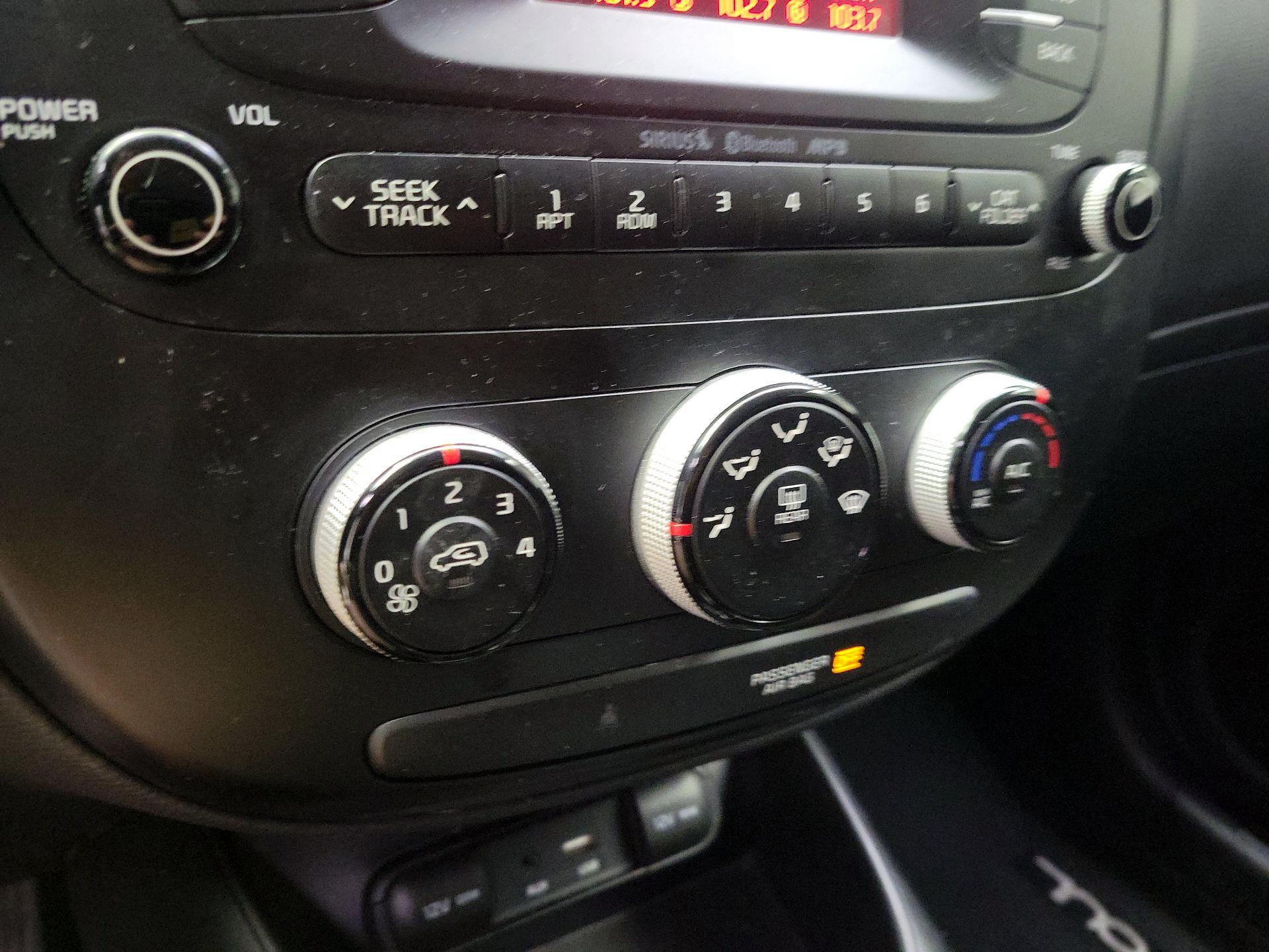 Thumbnail: 2016 Kia Soul - 15