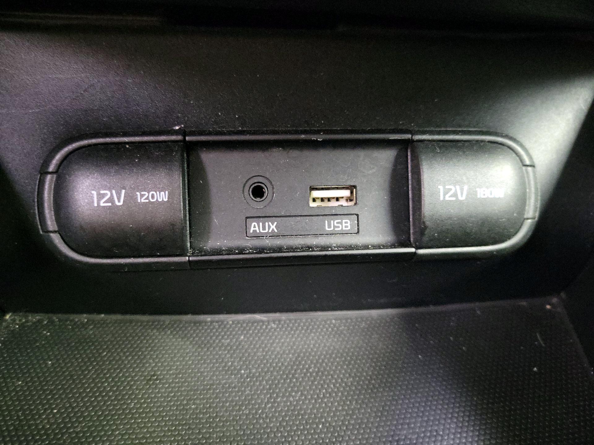 Thumbnail: 2016 Kia Soul - 17