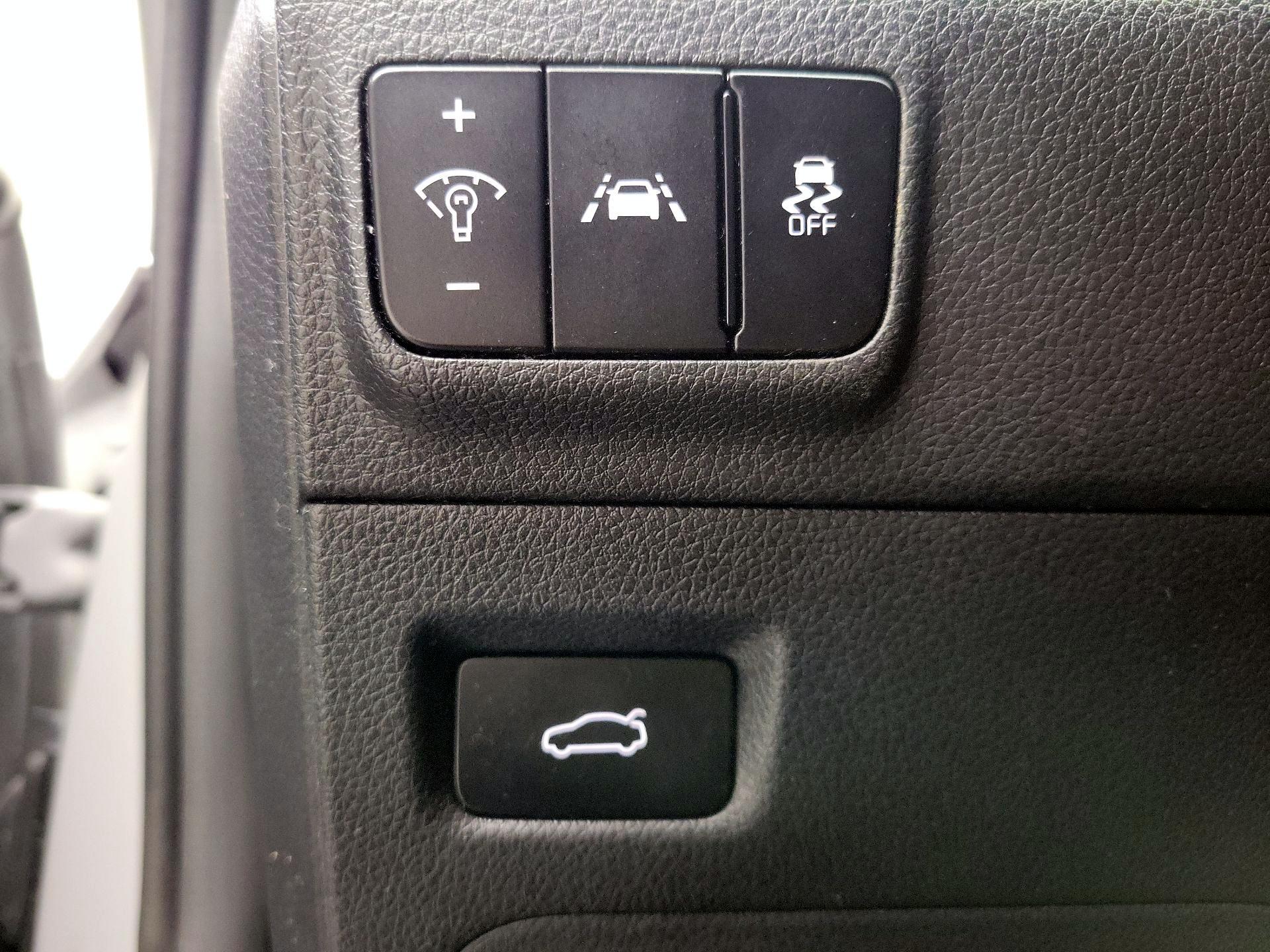 Thumbnail: 2022 Kia K5 - 13