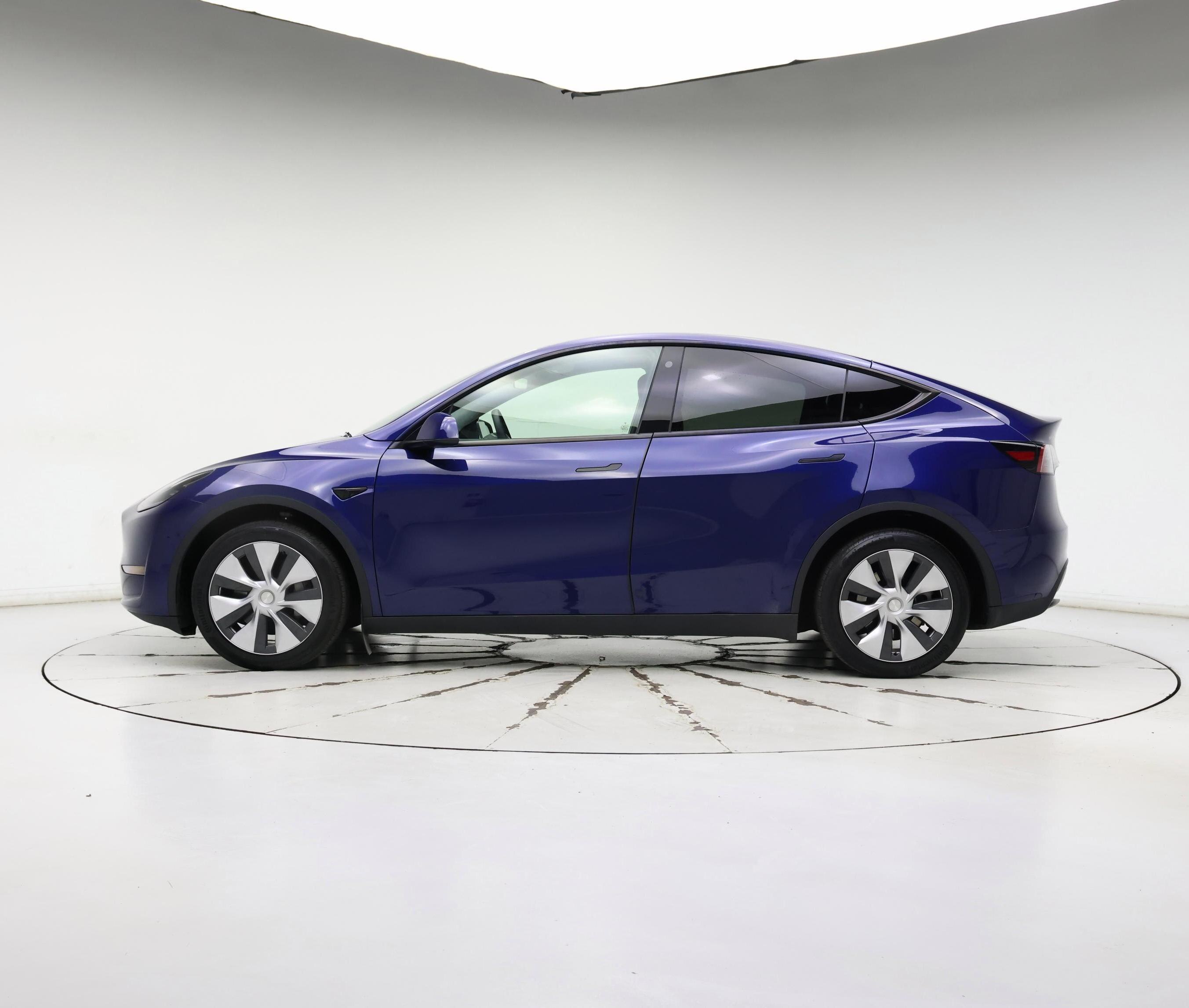 Thumbnail: 2023 Tesla Model Y - 3
